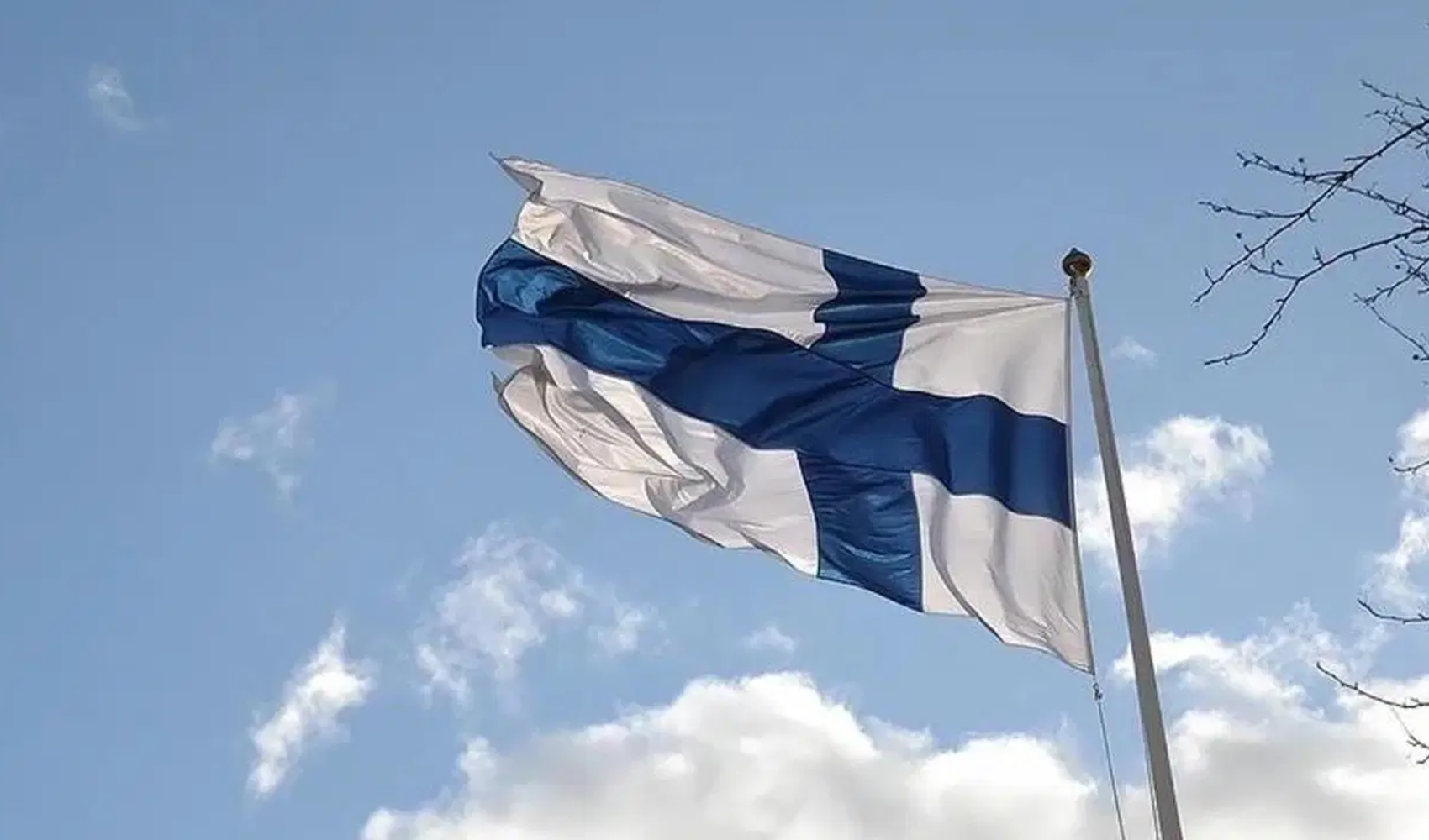 Finlandiya sınırında iki insansız hava aracı düştü, biri o ülkeye ait çıktı