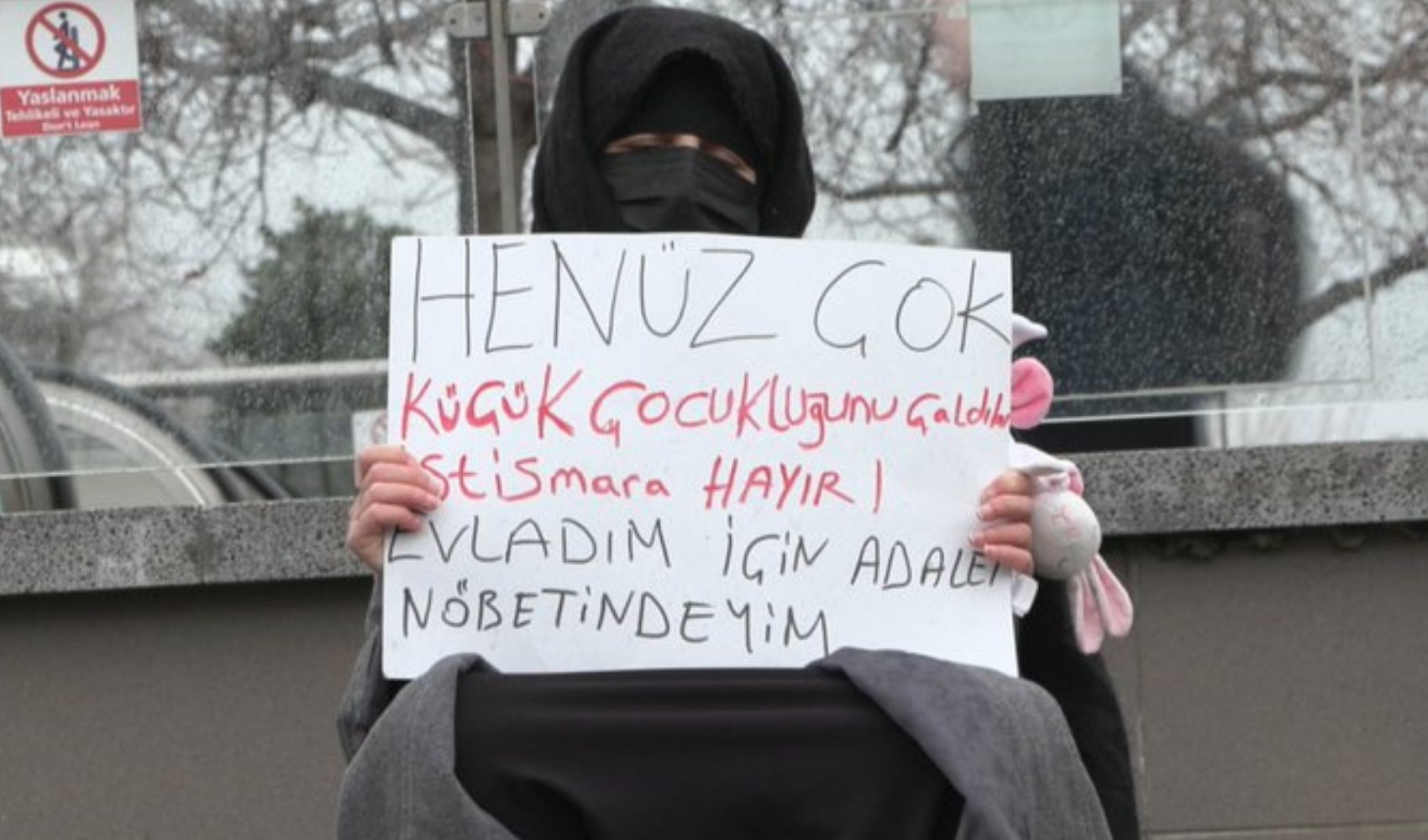 İstismara maruz kalan Fatma Nur ve 8 yaşındaki kızı hayatını kaybetti