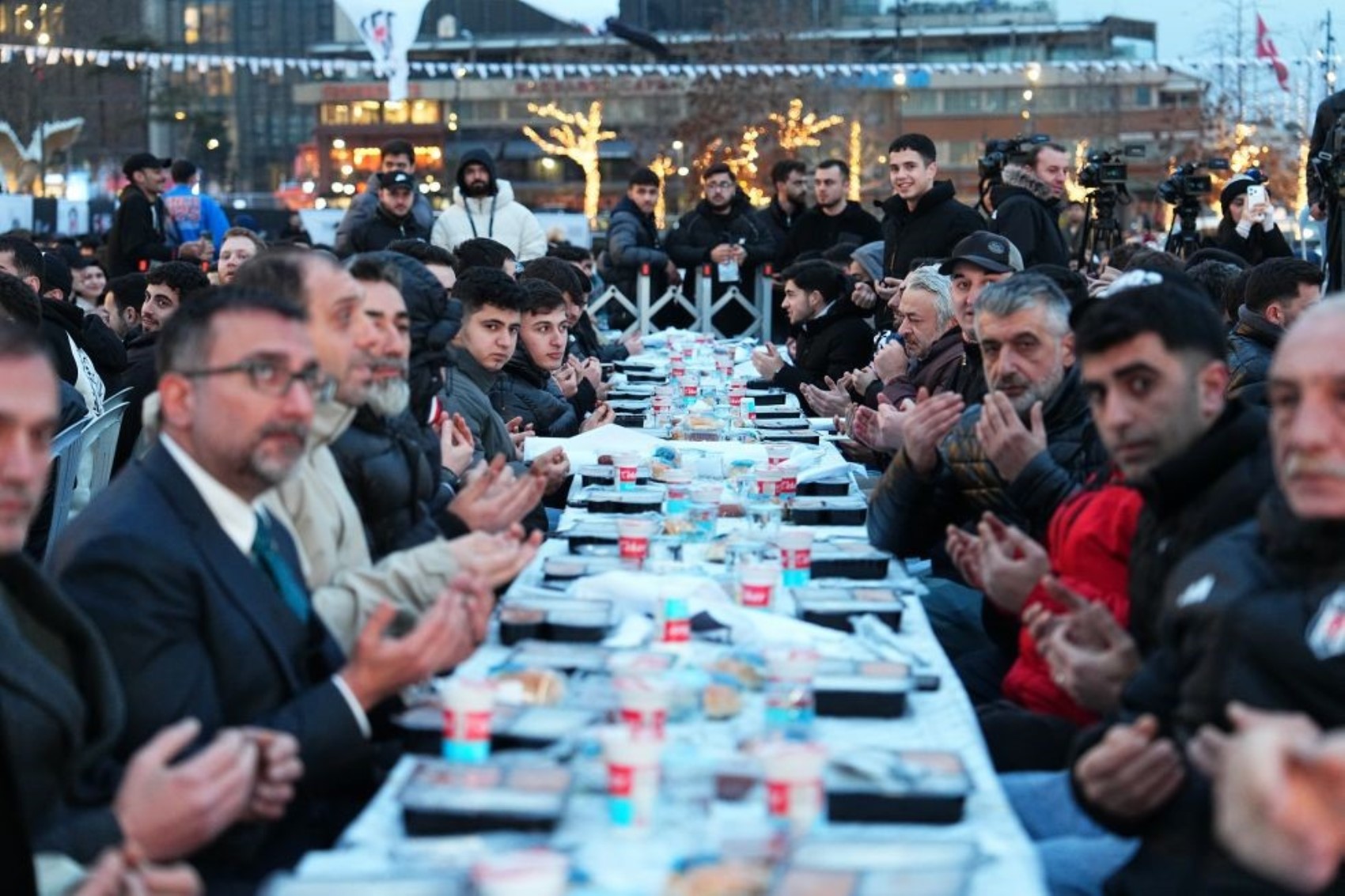 Beşiktaş Kulübü'nün 123. kuruluş yıl dönümü kutlandı