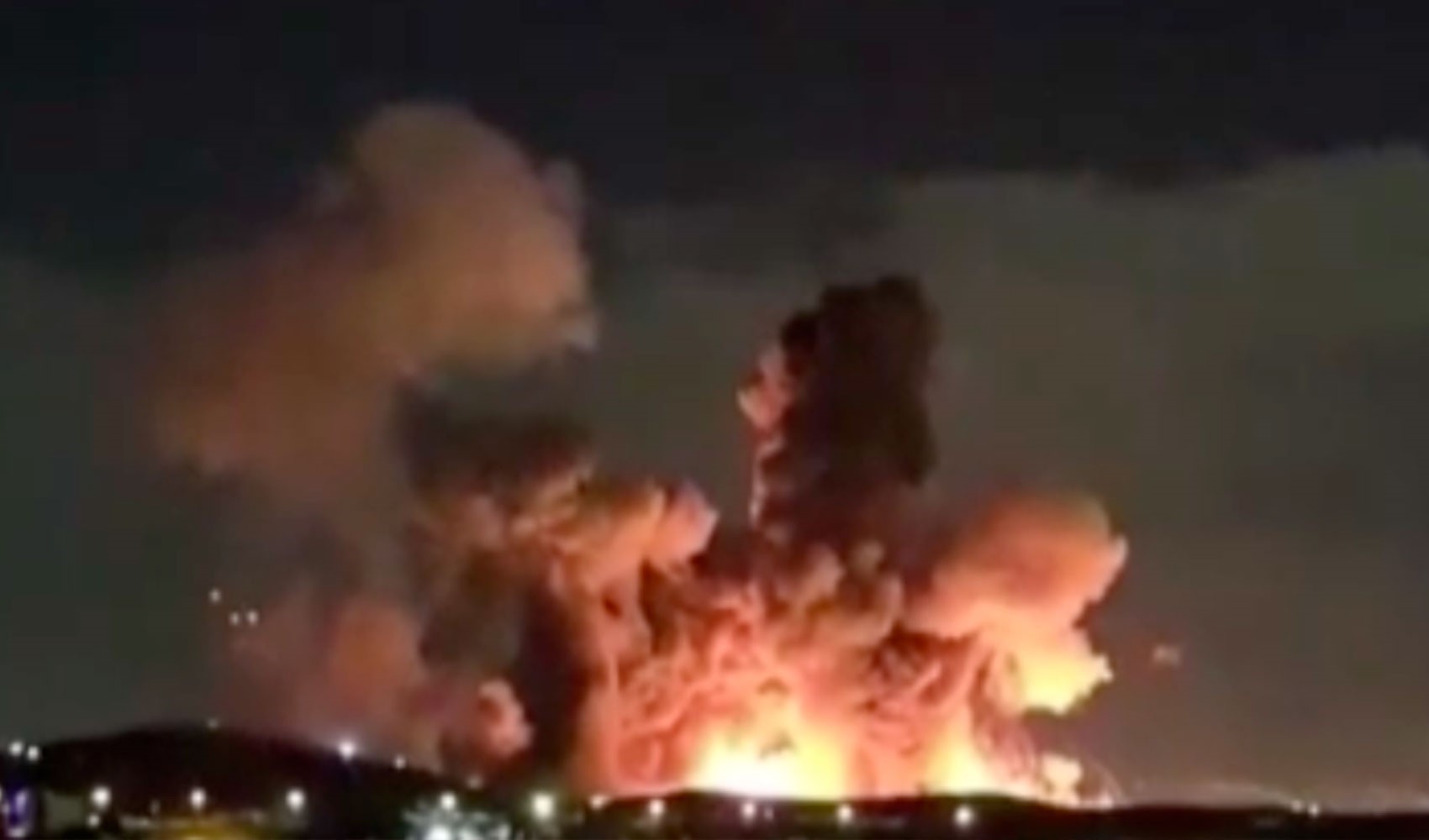 Tahran’daki şiddetli patlamaların görüntüleri ortaya çıktı