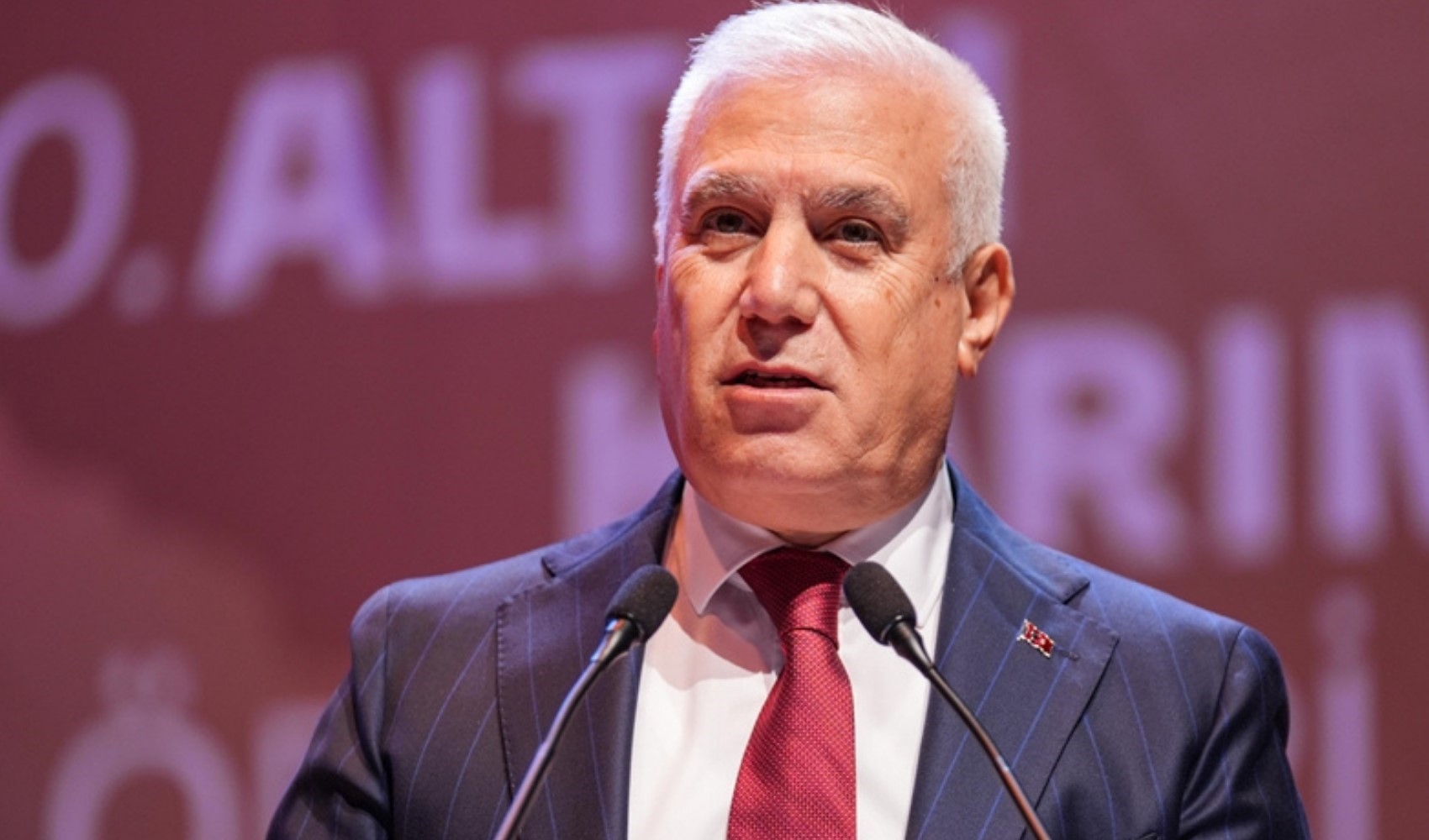 Mustafa Bozbey'e şafak operasyonu