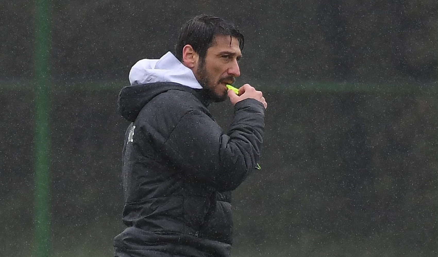 U21 Milli Takımı Teknik Direktörü hastaneye kaldırıldı