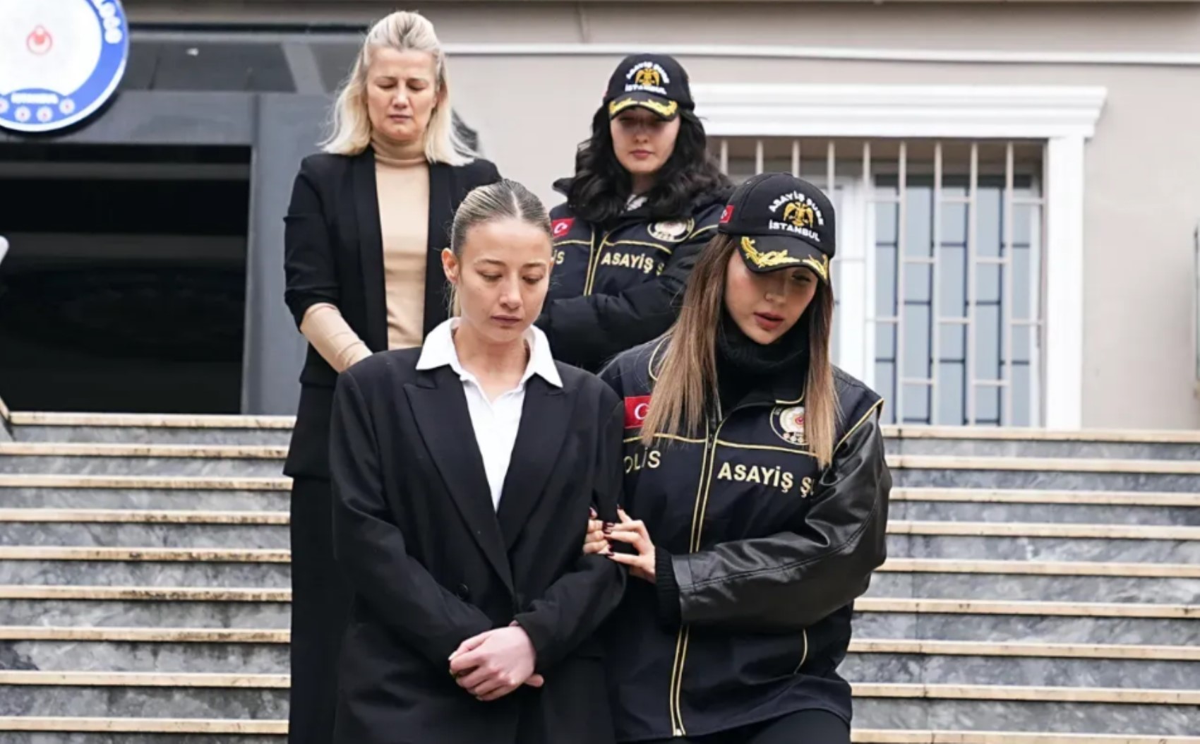 Aleyna Kalaycıoğlu cezaevinden mektup gönderdi: 'Silahı bilmiyordum'