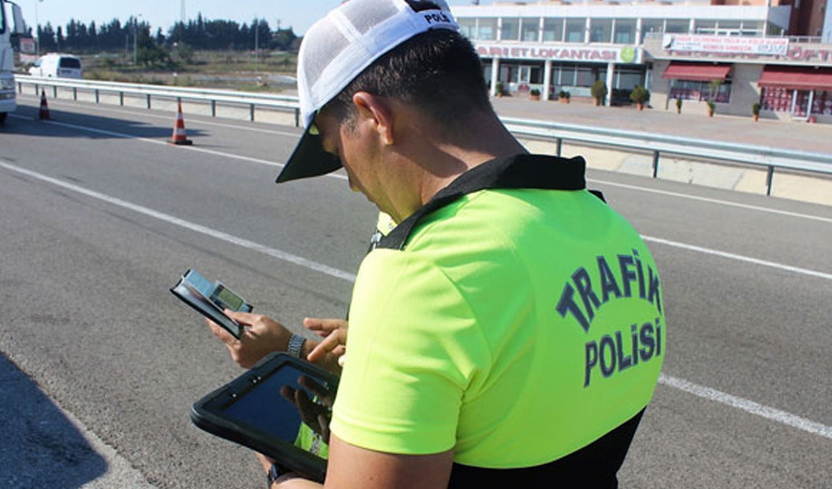 'Dur' ihtarına uymayan sürücüye 460 bin TL ceza