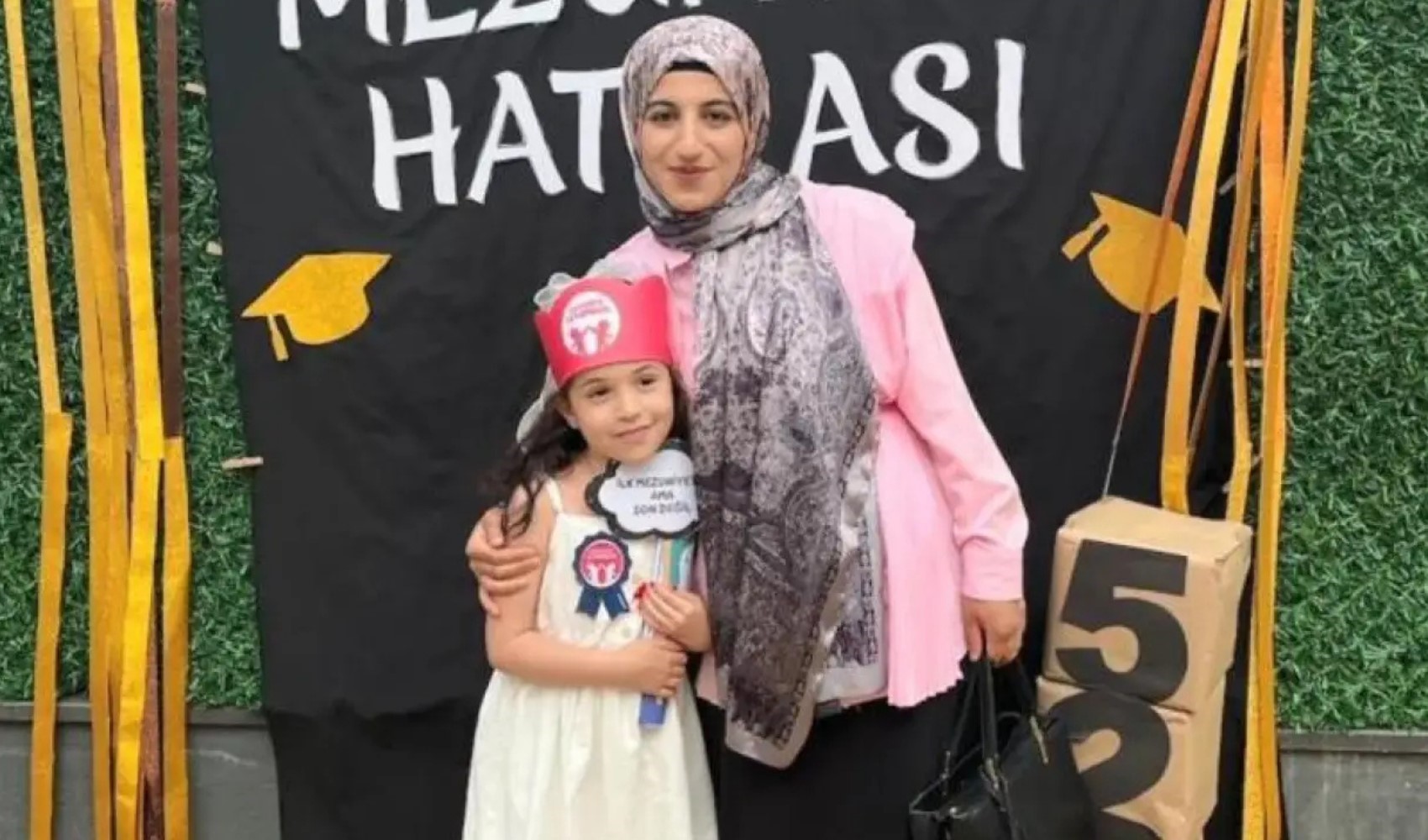 'İntihar demeyin' sözleriyle Türkiye'nin gündemine oturmuştu... Fatmanur Çelik ile ilgili yeni detaylar ortaya çıktı: Kızını koruduğu için ceza almış!