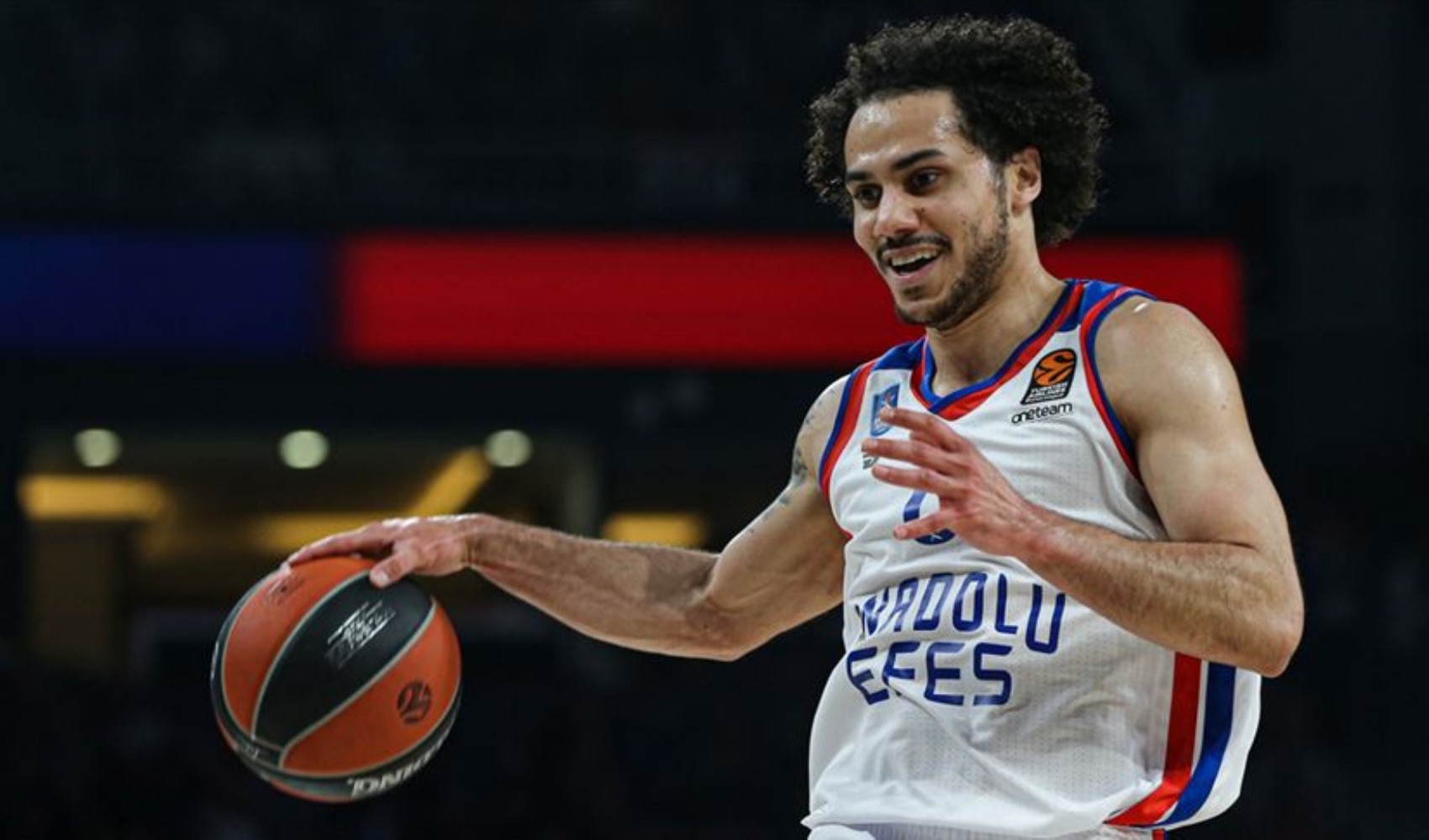 Anadolu Efes’te Shane Larkin bilmecesi