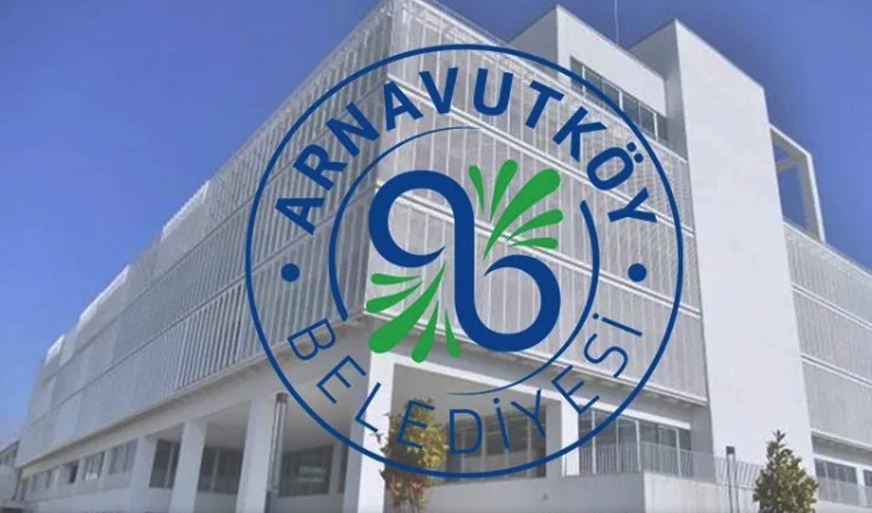 AKP'li Arnavutköy Belediyesi cami ve parkları Maliye'ye devretti