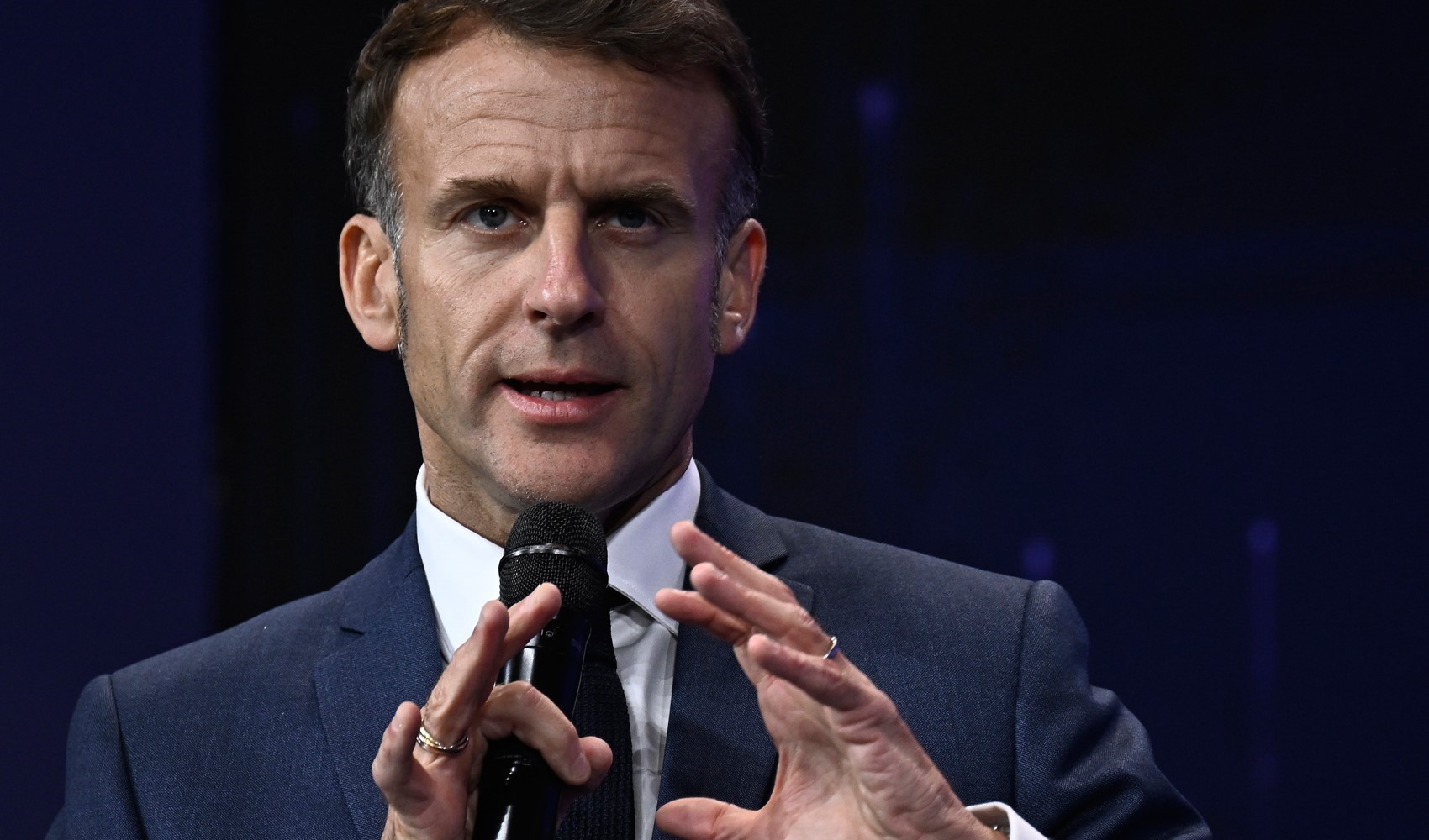 Macron: Kıbrıs saldırıya uğradığında Avrupa saldırıya uğrar