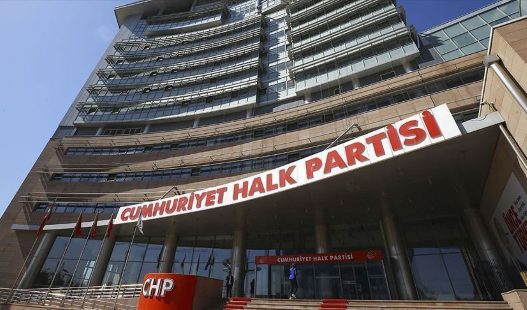 CHP Grup Toplantısı için Silivri'de toplanacak