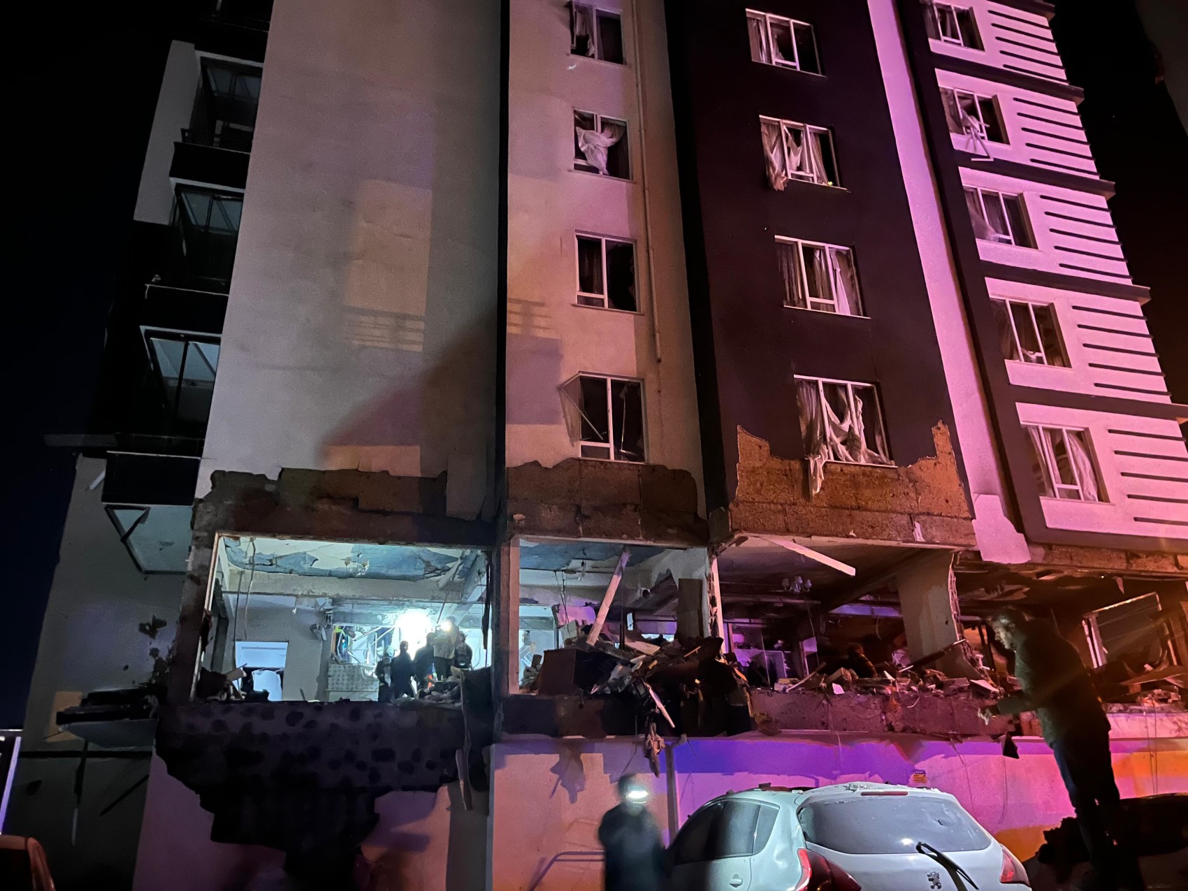 Niğde'de doğal gaz patlaması: Çok sayıda yaralı var