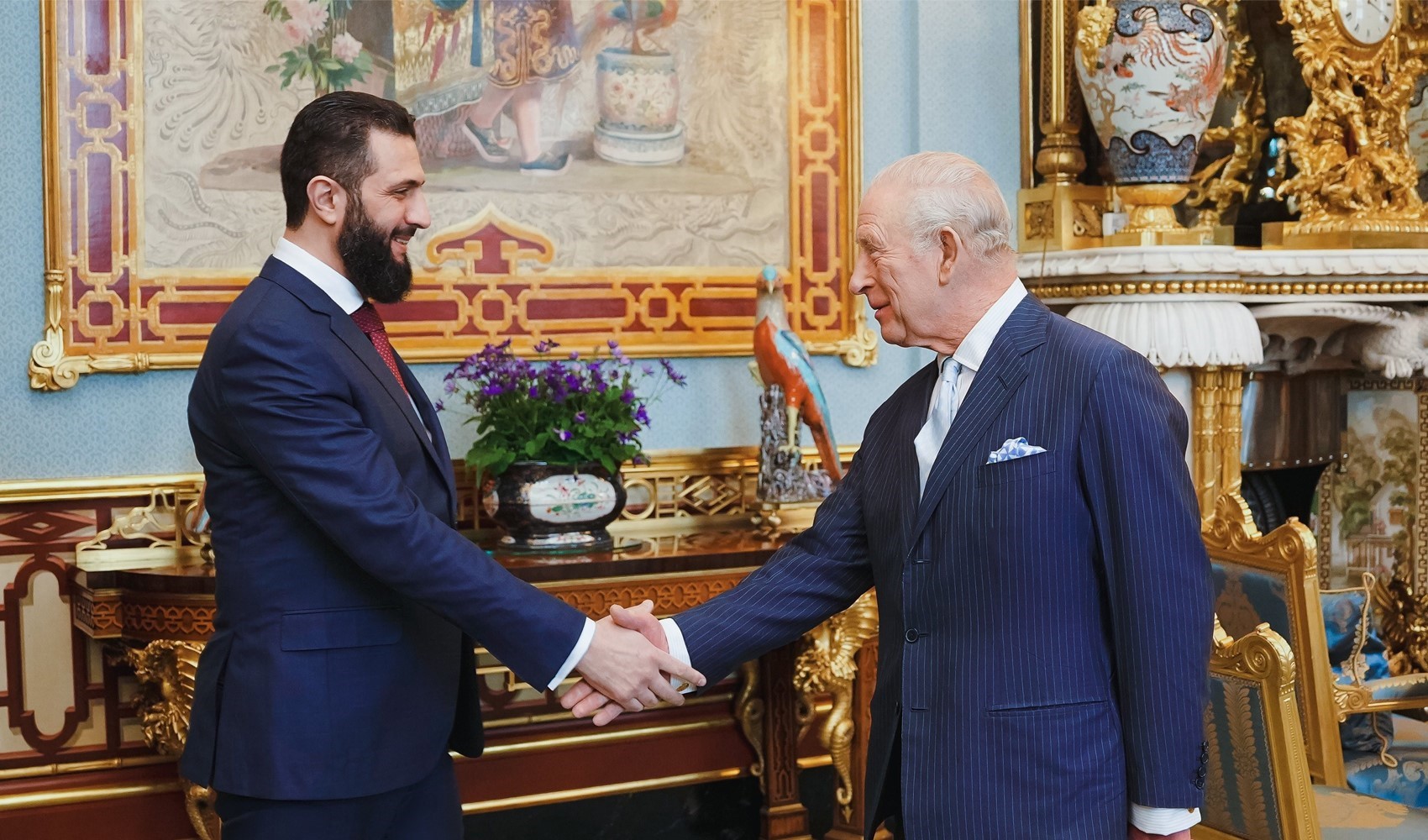 Suriye Devlet Başkanı eş-Şara, İngiltere Kralı III. Charles ile bir araya geldi