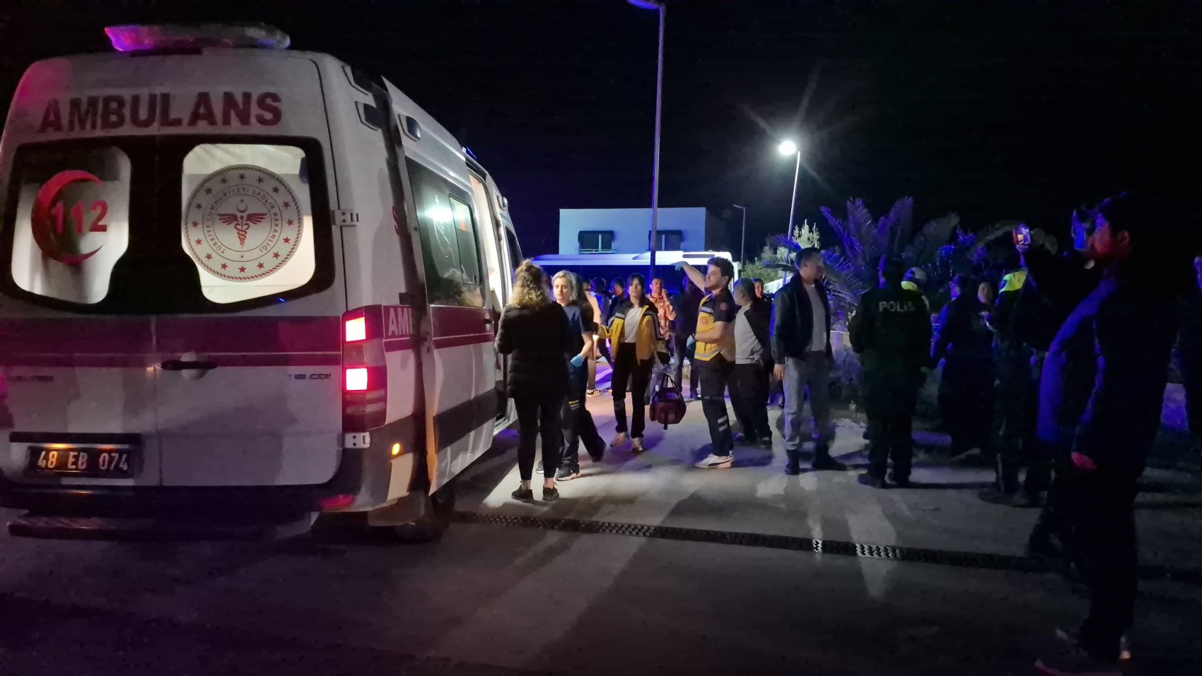 Bodrum'da TOMA, otomobile çarptı