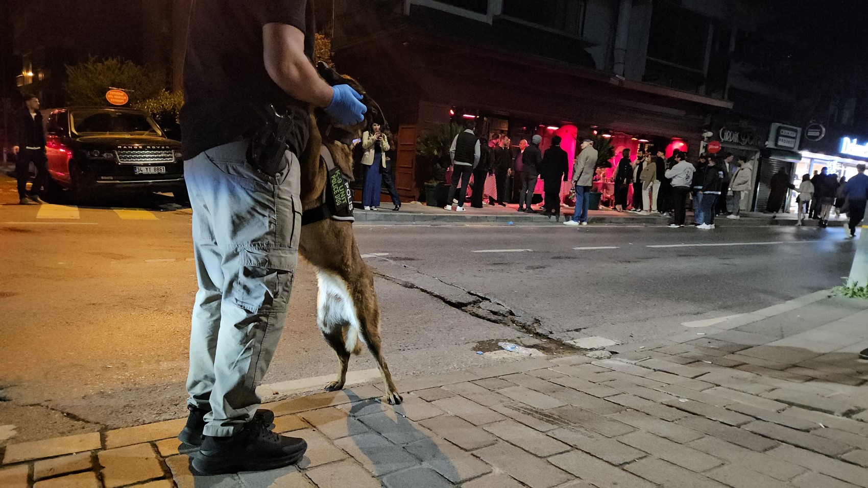 İstanbul'da eğlence mekanlarına uyuşturucu ve fuhuş operasyonu! Çok sayıda ünlü gözaltında