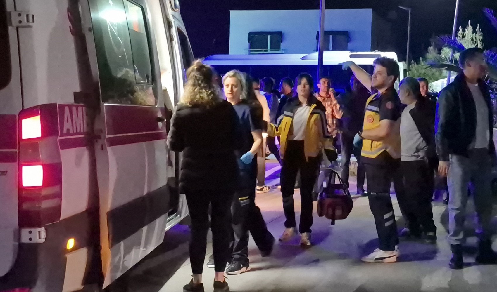 Bodrum'da TOMA, otomobile çarptı