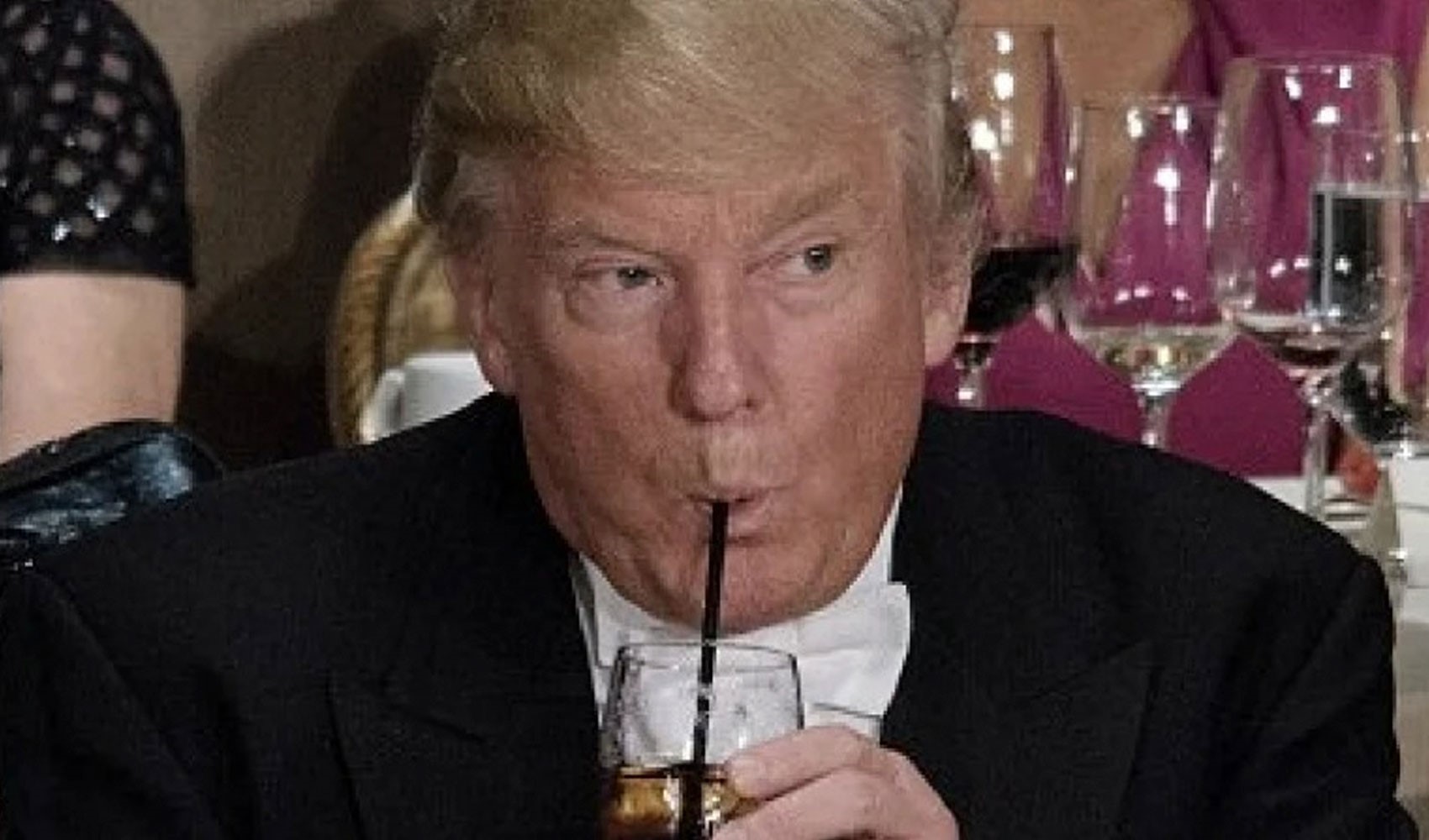 Kola bağımlısı Trump’tan çok konuşulacak çıkış