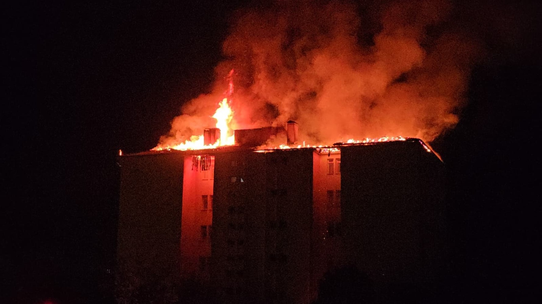 Nazilli Fen Lisesi yurdunda yangın paniği: 46 öğrenci tahliye edildi