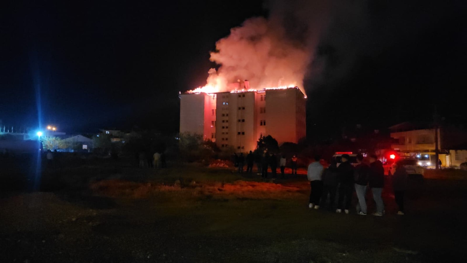 Nazilli Fen Lisesi yurdunda yangın paniği: 46 öğrenci tahliye edildi