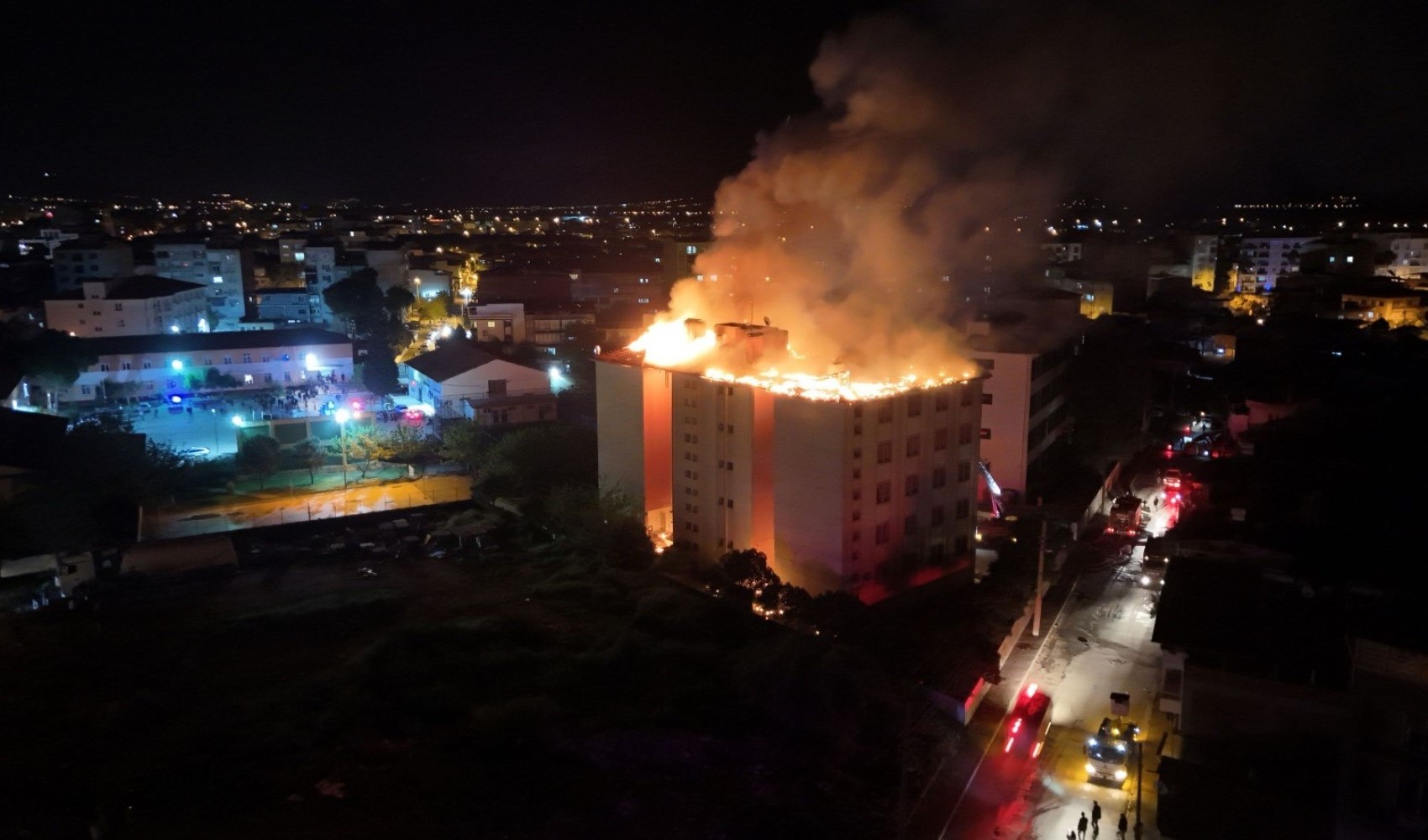 Nazilli Fen Lisesi yurdunda yangın paniği: 46 öğrenci tahliye edildi