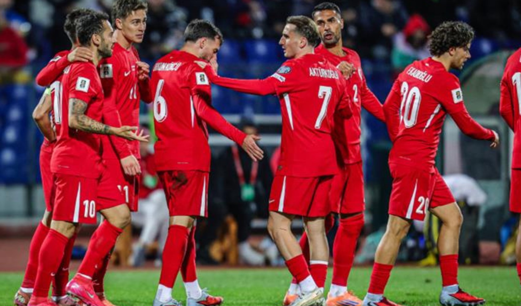 Türkiye-Paraguay maçının saati değişti!