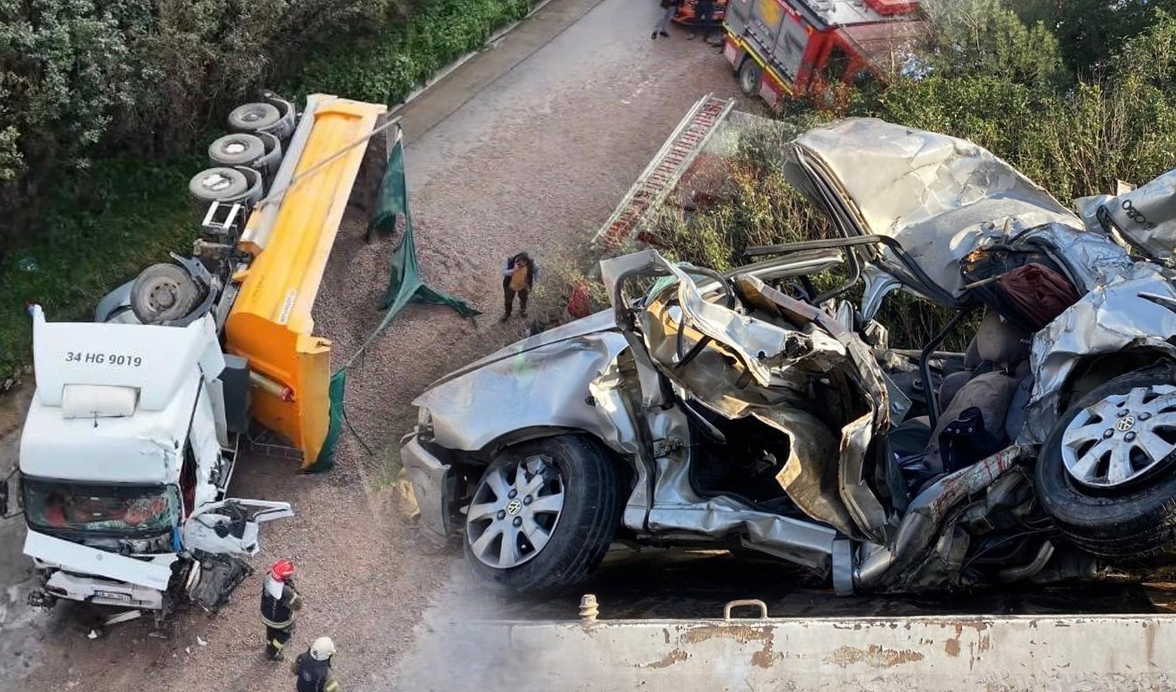 TEM'de otomobil devrilen tır dorsesinin altında kaldı