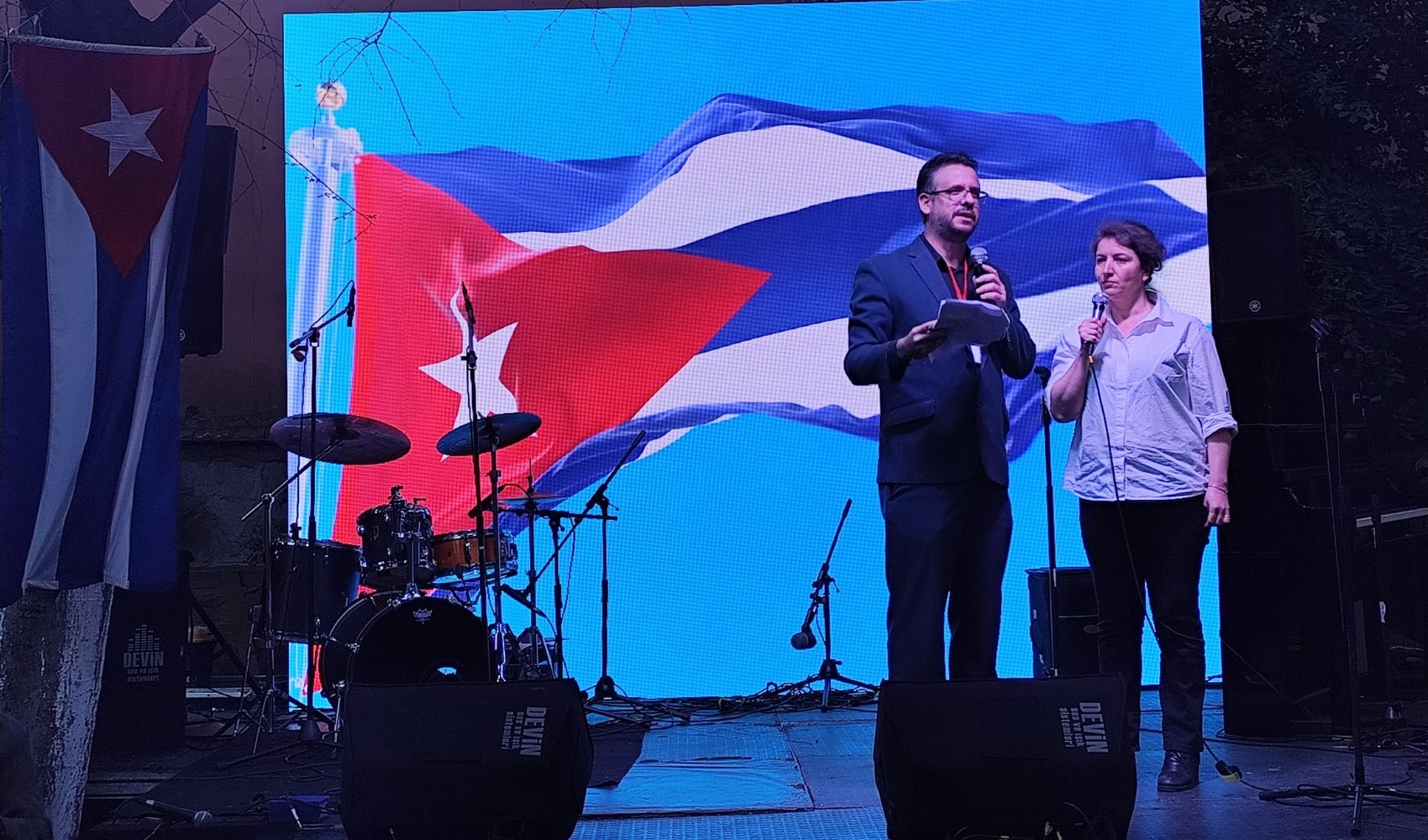 Küba dostları İstanbul’da bir araya geldi: Kübalılar teslim olmaz!