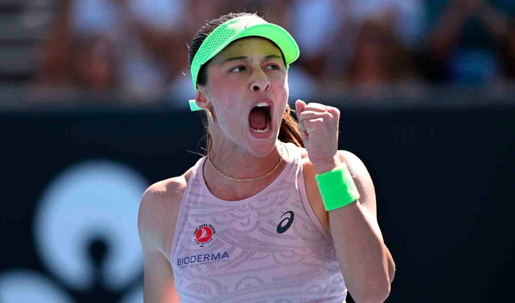 Zeynep Sönmez dünya sıralamasında rekor kırdı