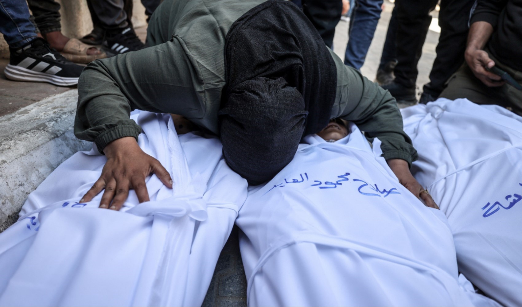 İsrail soykırıma devam ediyor: 3’ü çocuk 5 Filistinli hayatını kaybetti