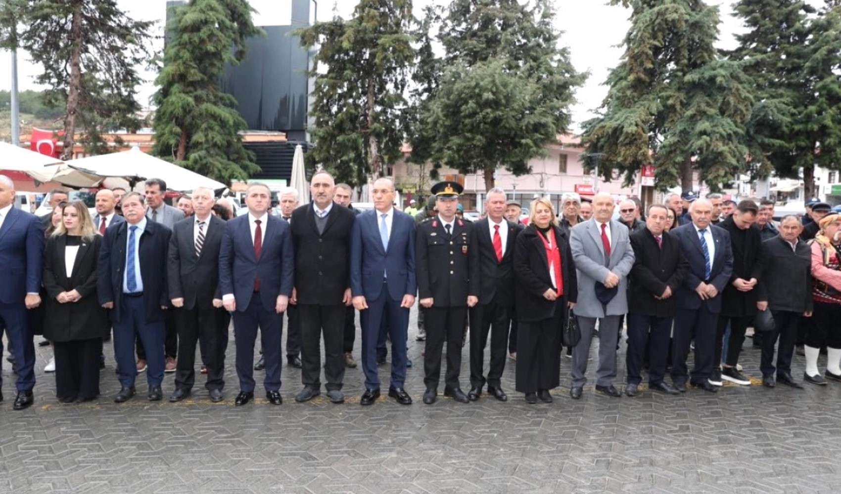 23 Nisan kutlamalarında kaymakamlık tartışması: Kaymakam geri adım attı