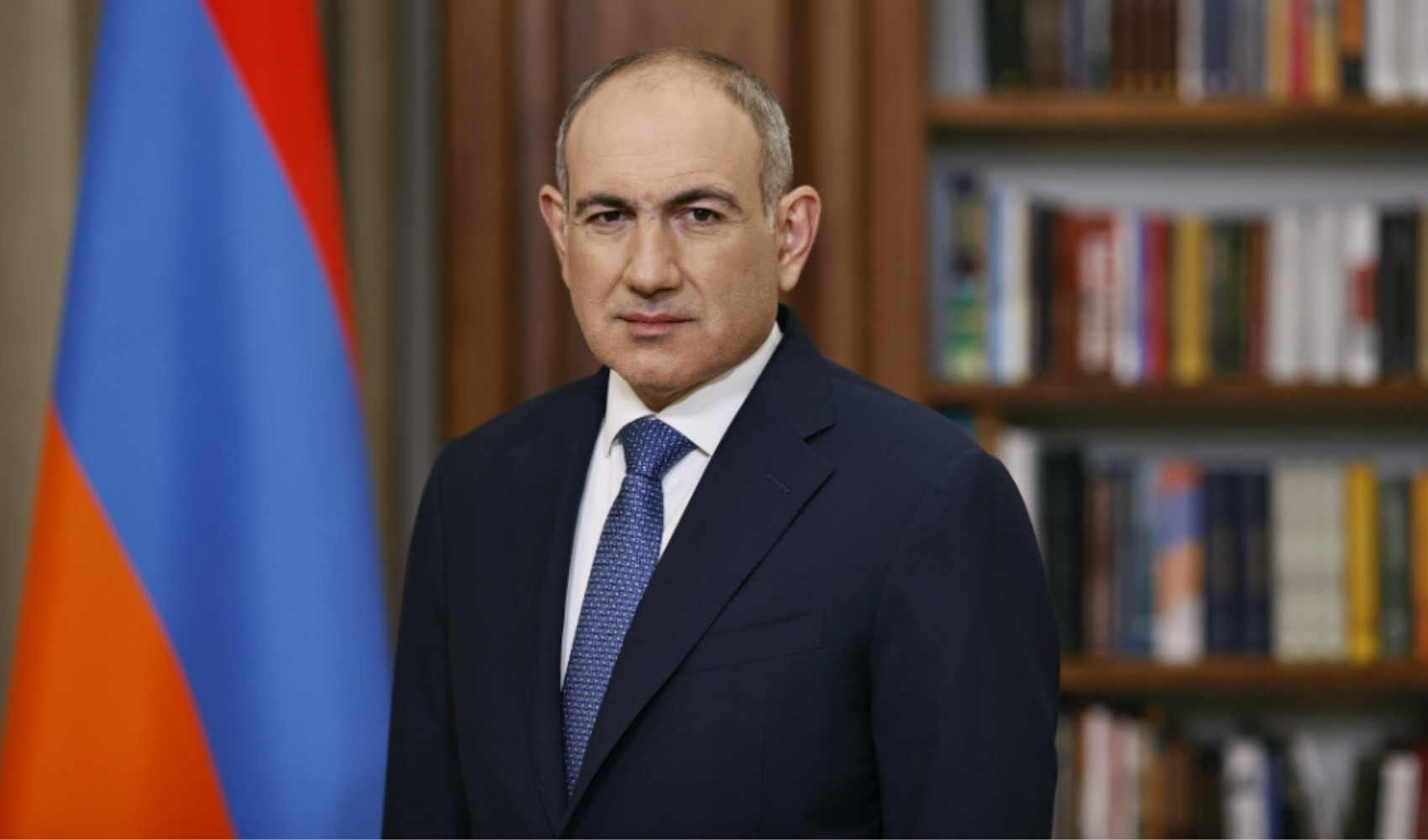 Paşinyan’dan Erivan’daki bayrak yakma eylemine kınama