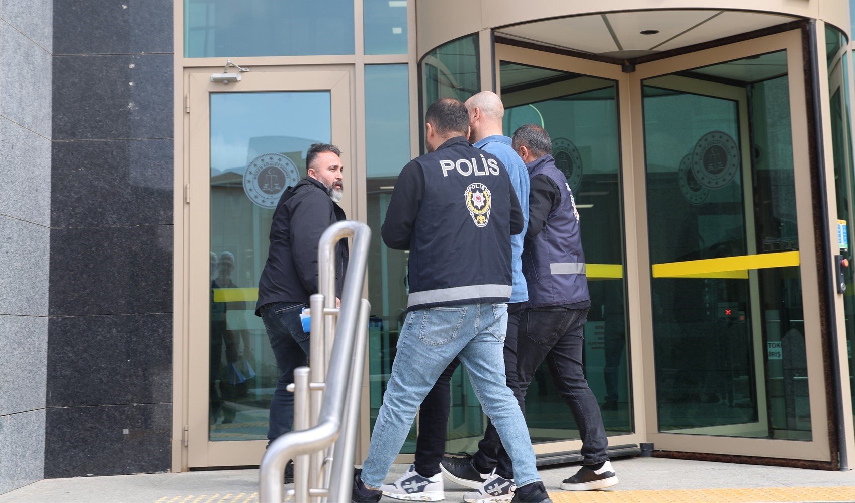 İYİ Partili başkanın kardeşi polis uygulamasında yakalandı: 26 yıl hapis cezasıyla aranıyordu