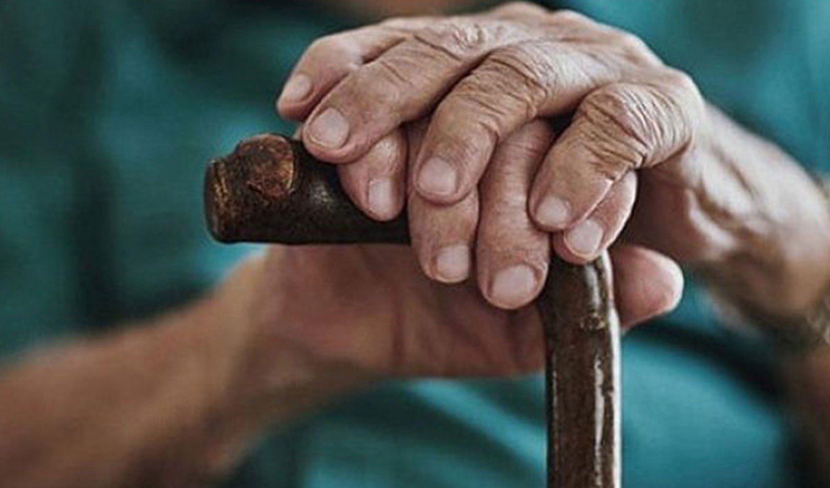 Yaşlılıkta bakım sigortası geliyor