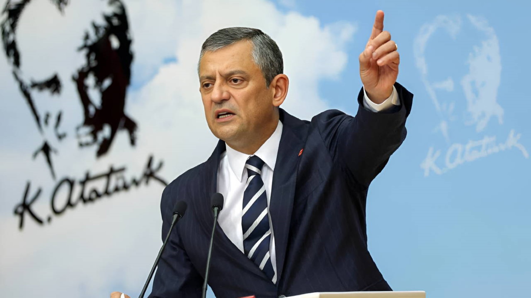 Nisan ayında yapılan son ankette dikkat çeken tablo: Bir parti oyunu artırdı, MHP baraj altında