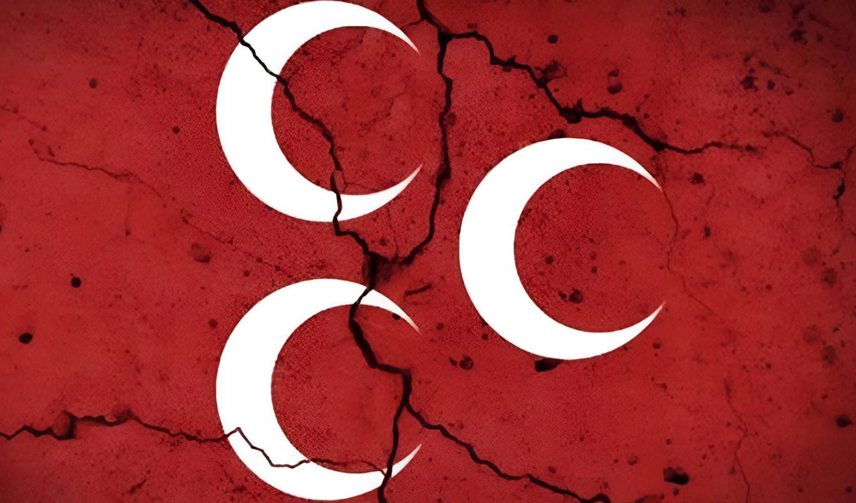 MHP'de bir teşkilat daha feshedildi! Önce başkan istifa etti