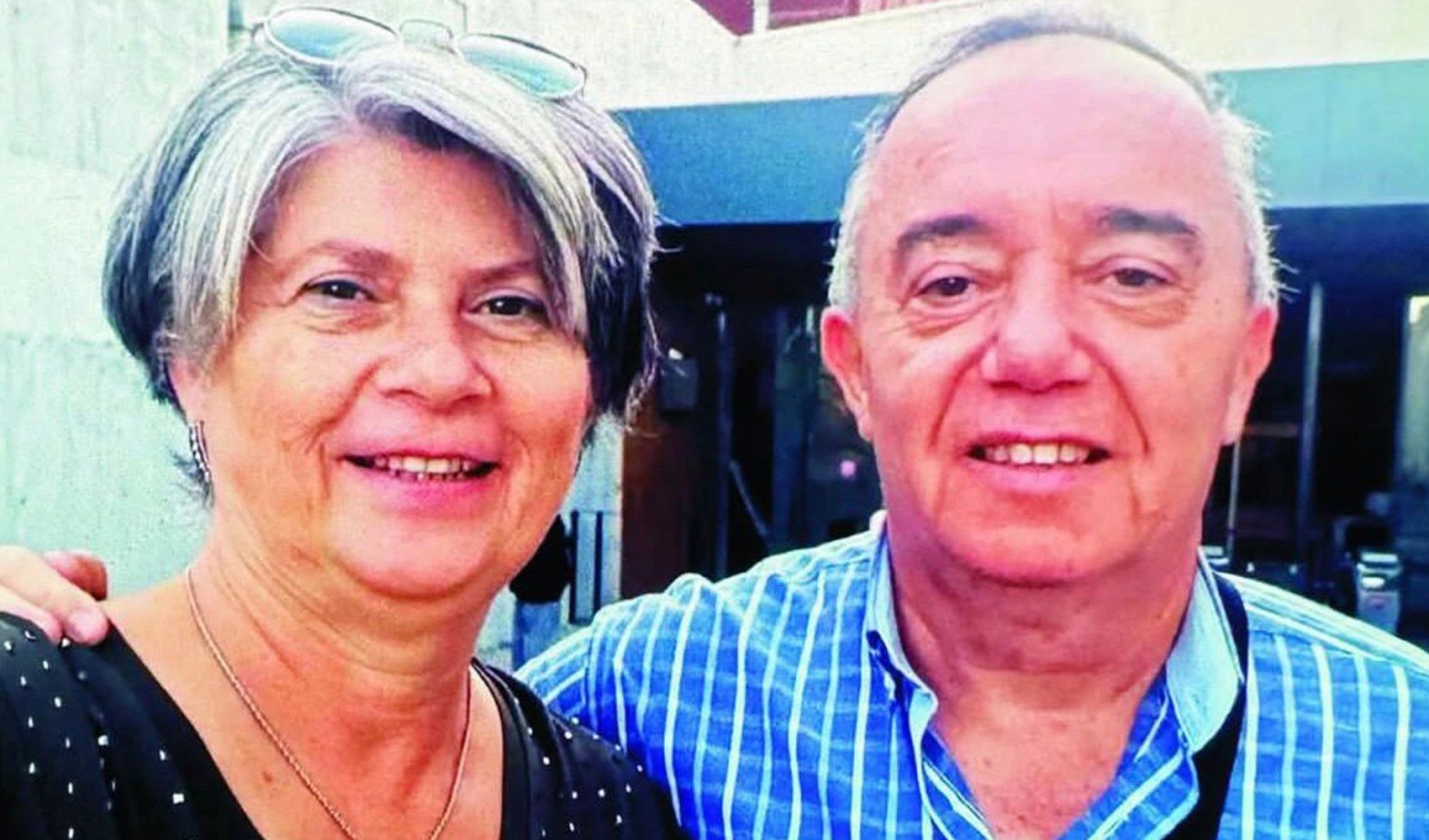 Emekli öğretmen önce eşini, sonra kendini vurdu