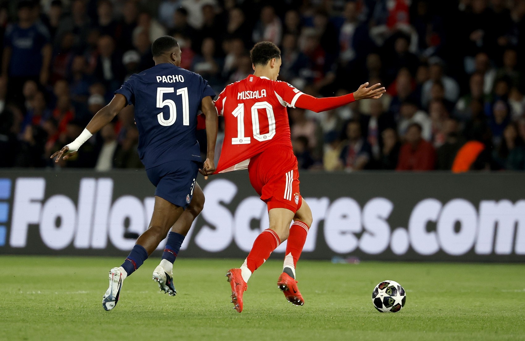 Devler Ligi'nde 9 gollü maçın kazananı PSG