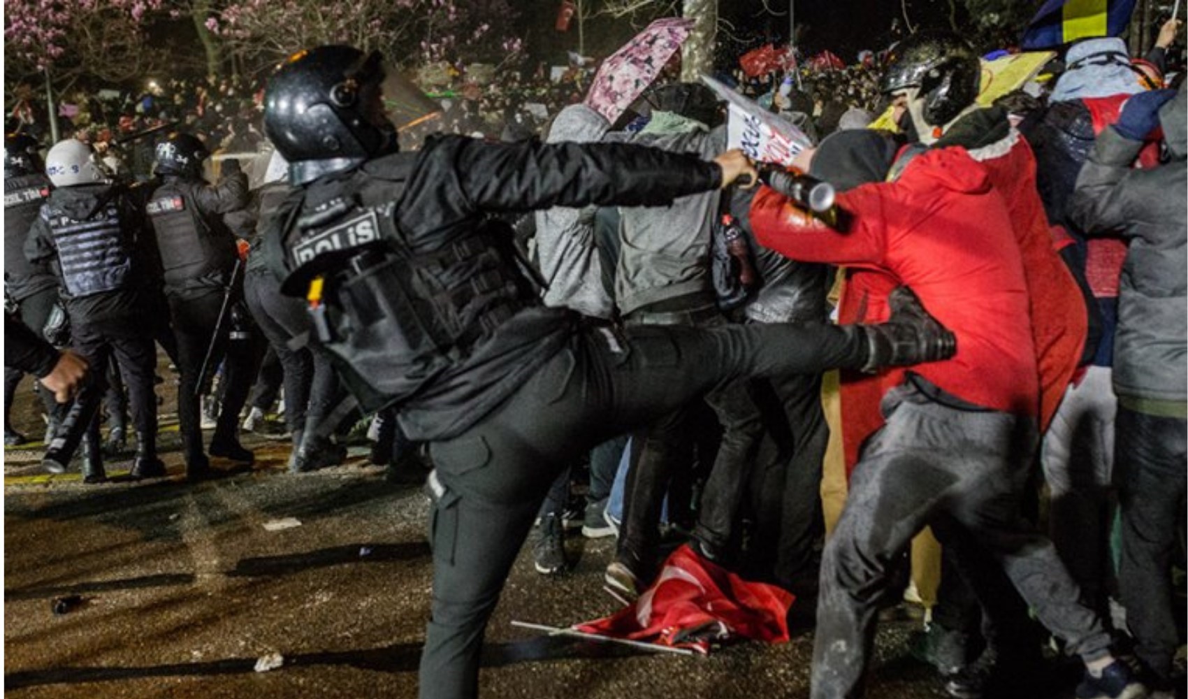 Türkiye'de 2025 yılında protestolarda 8 bin 477 kişi gözaltına alındı