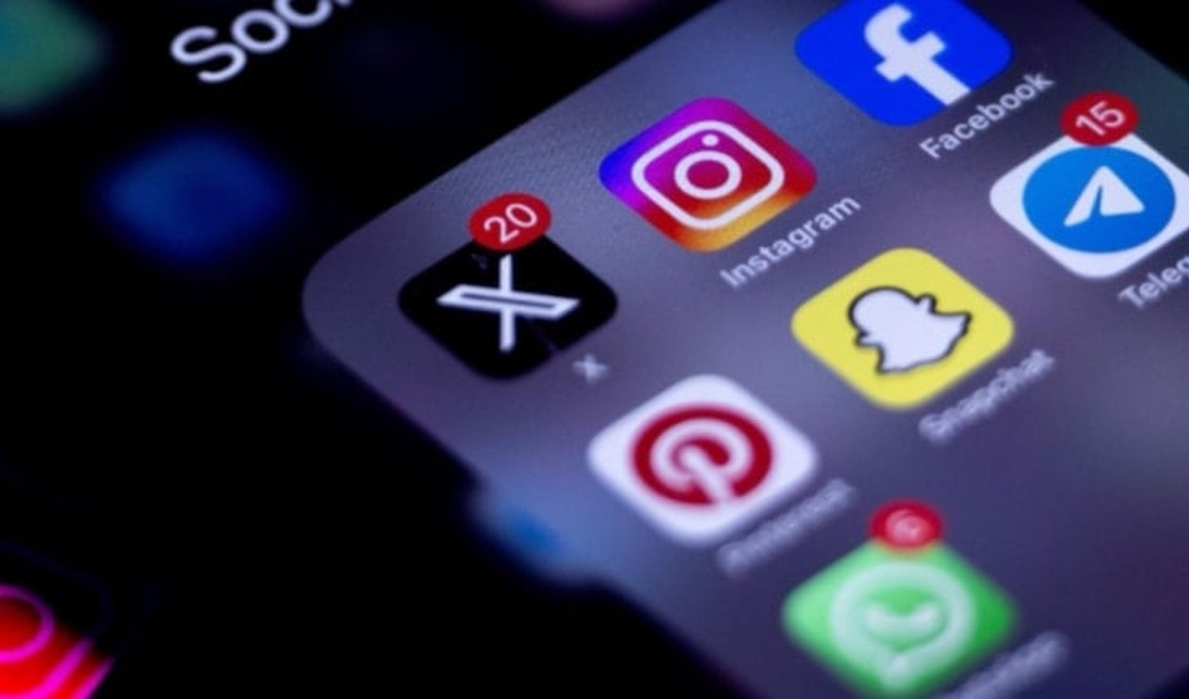 Sosyal medyaya kimlikle giriş zorunluluğu