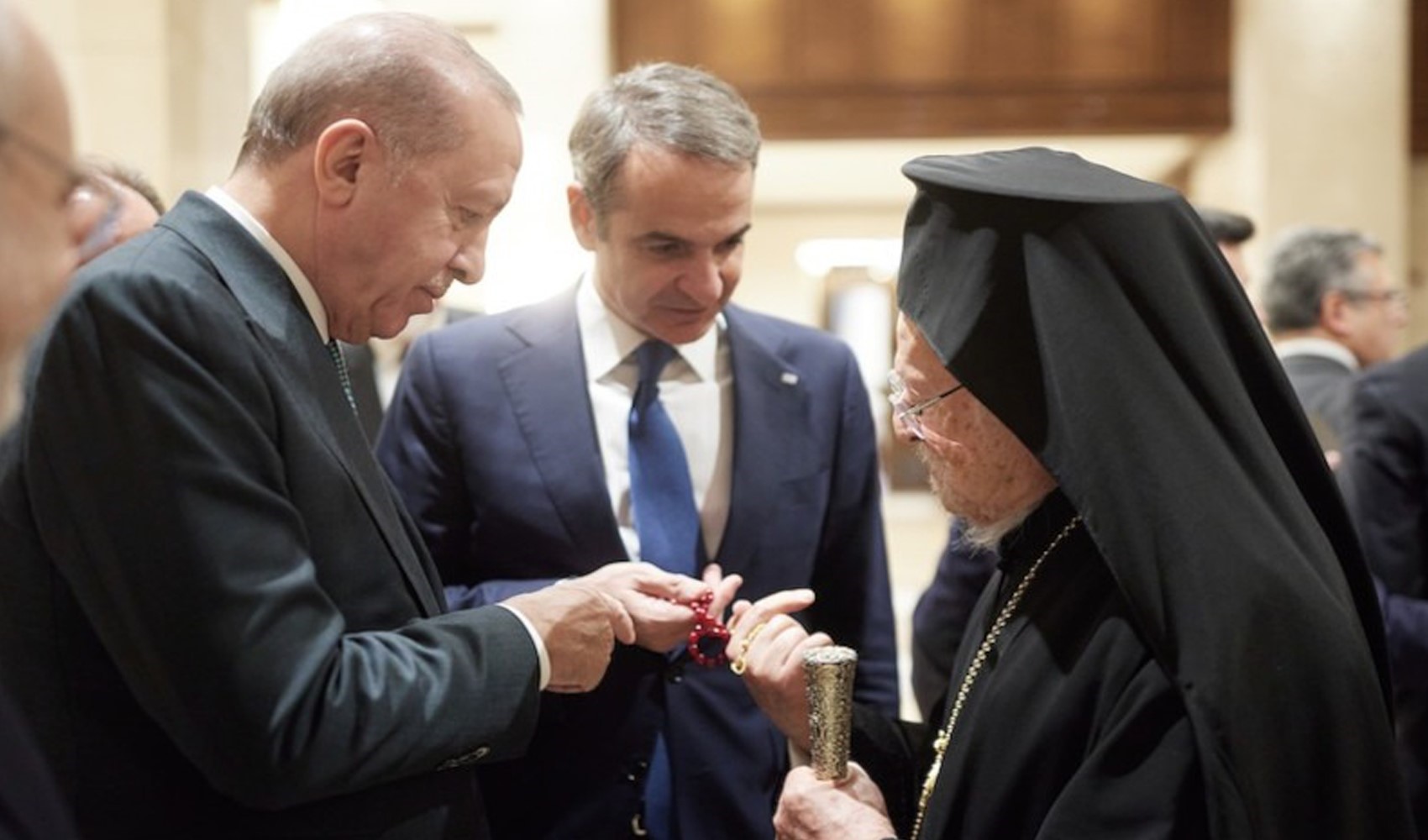 Fransa ve UNESCO da 'Konstantinopolis Patriği' dedi!..