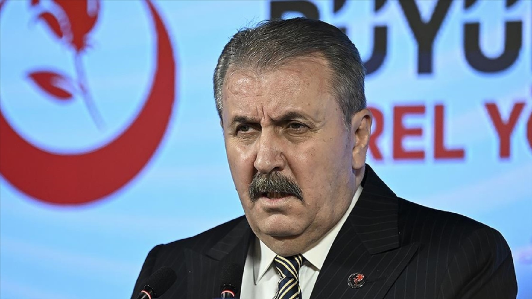 Son ankette AKP ve CHP arasındaki fark dikkat çekti