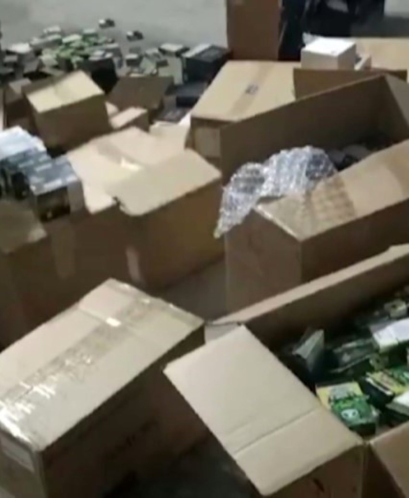 Milletvekili Ün'ün aracıyla kaçakçılık davasında karar: Hapis ve para cezası