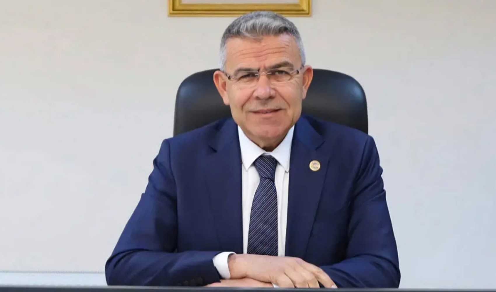 Yasak aşk iddiasıyla gündeme gelen Nuri Güler istifa etti