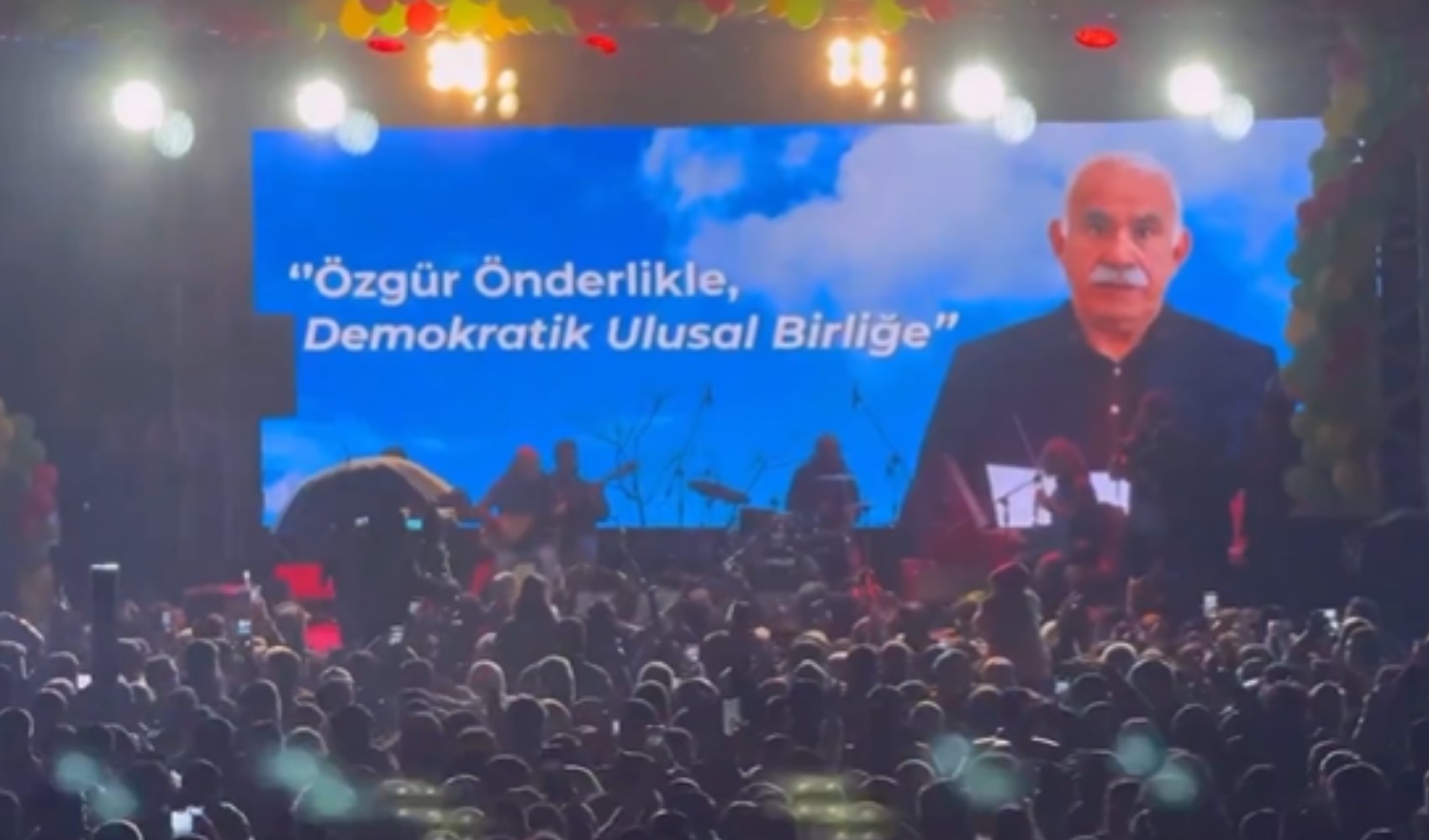 Şanlıurfa'da tepki çeken görüntüler: Öcalan'ın doğum günü kutlandı!