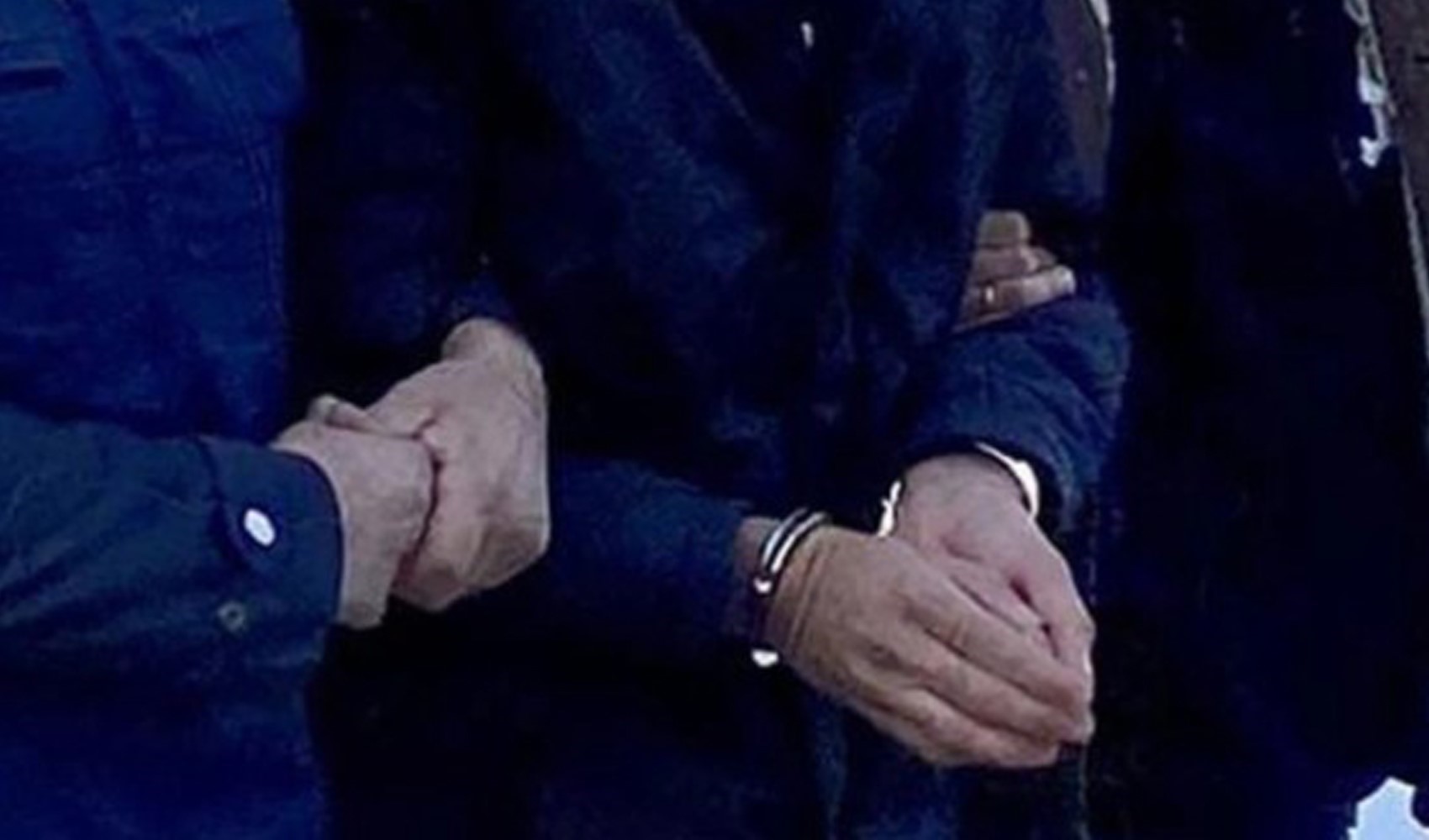 15 yıl hapis cezasıyla aranıyordu: Sahte avukat kimlikleriyle yakalandı