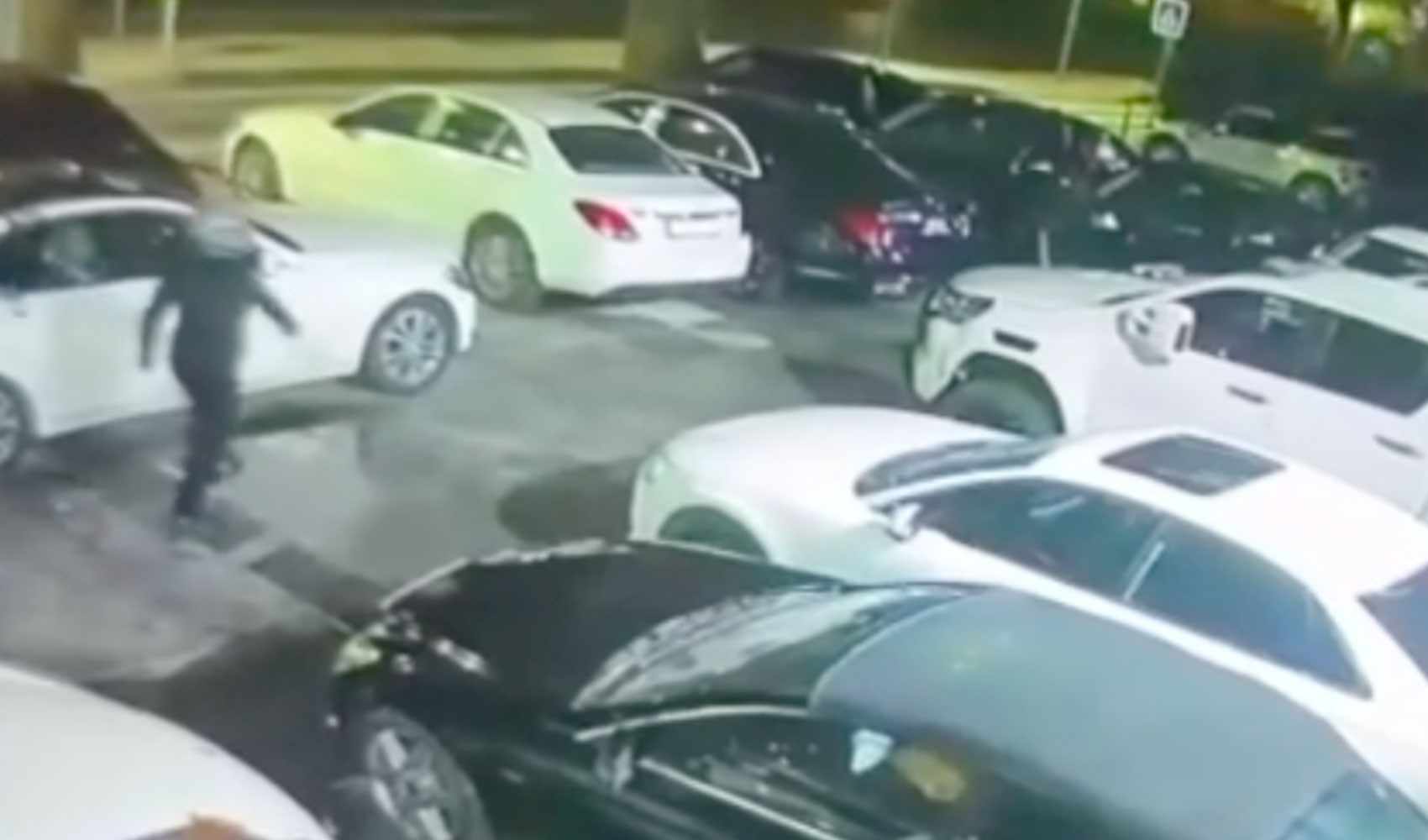 Beşiktaş’taki oto galerinin kundaklandığı olayda yeni ayrıntılar!