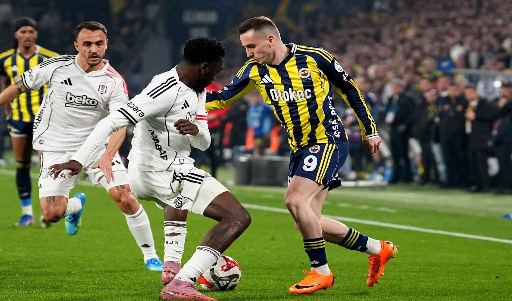 Süper Lig'de 28. hafta görünümü: Liderlik yarışı sürüyor