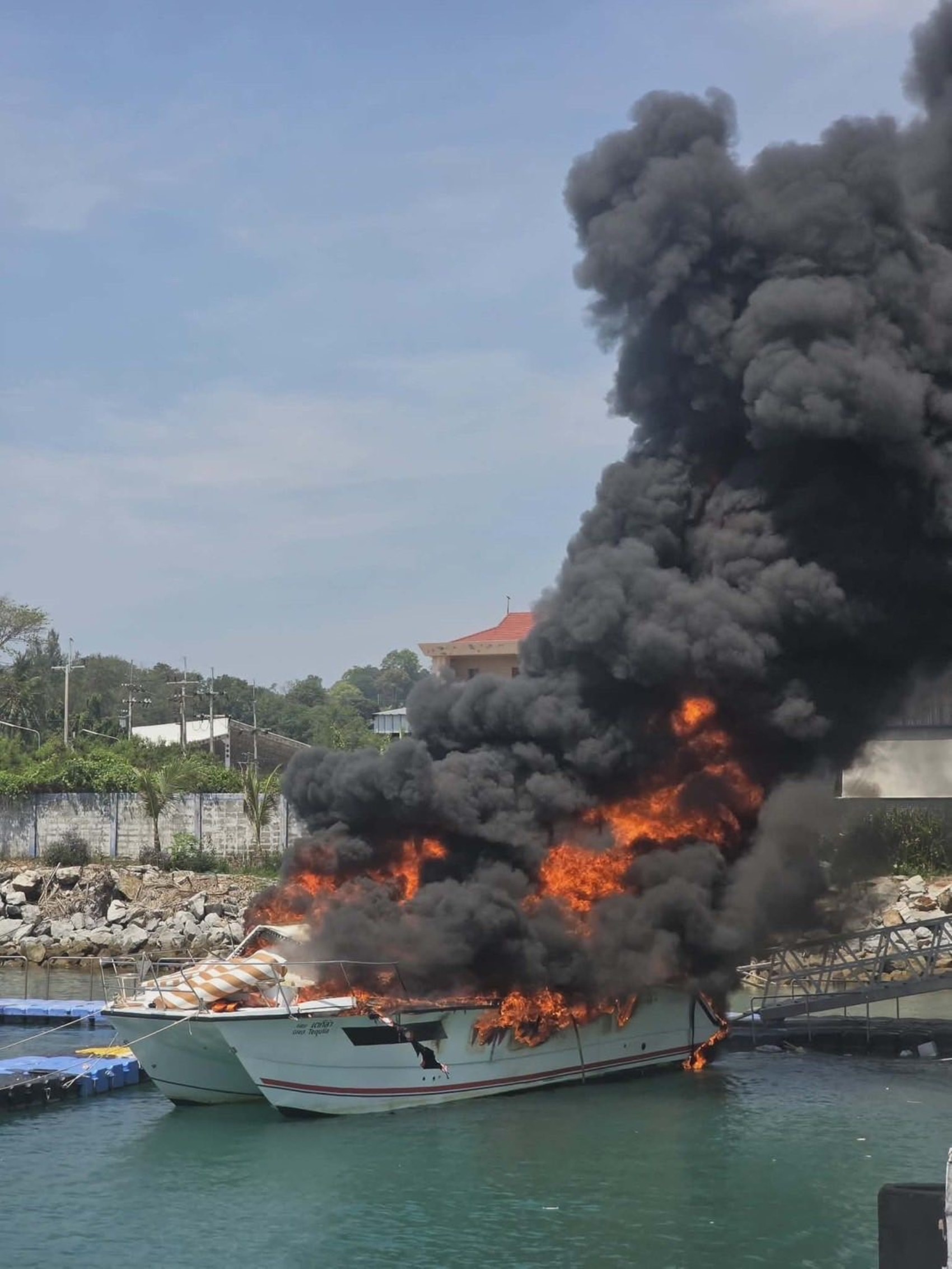 Tayland’da teknede patlama: 1 ölü, 5 yaralı