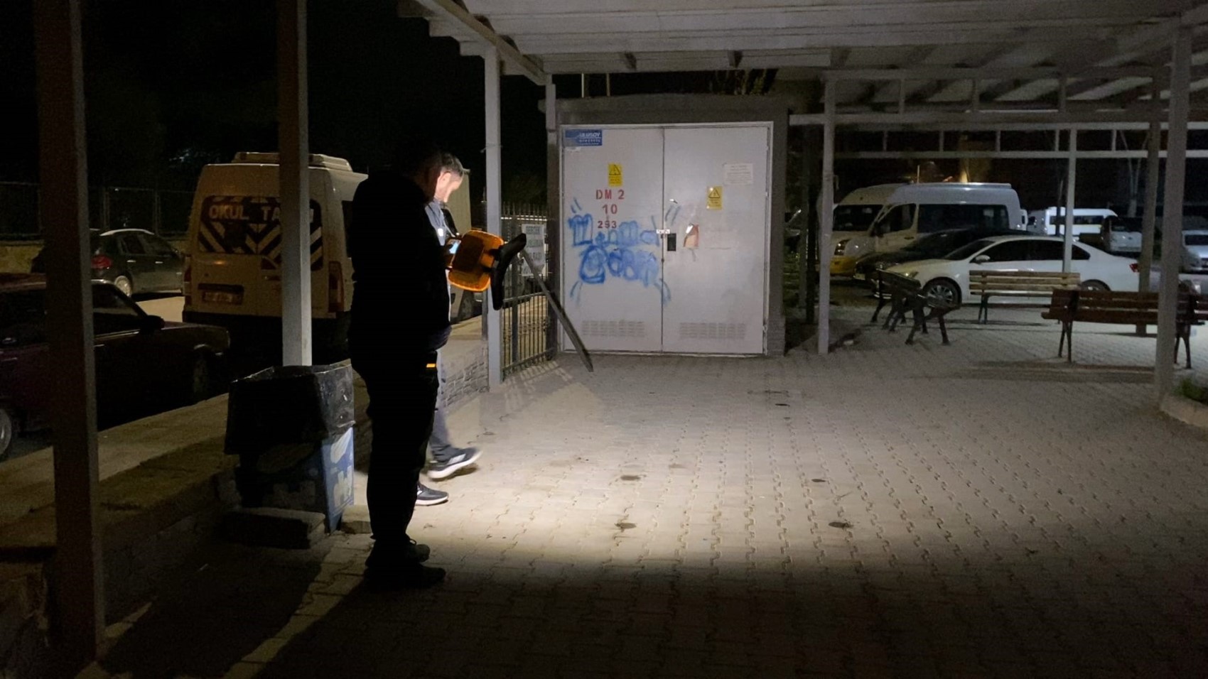 Aşk üçgeni bıçaklı kavgaya dönüştü