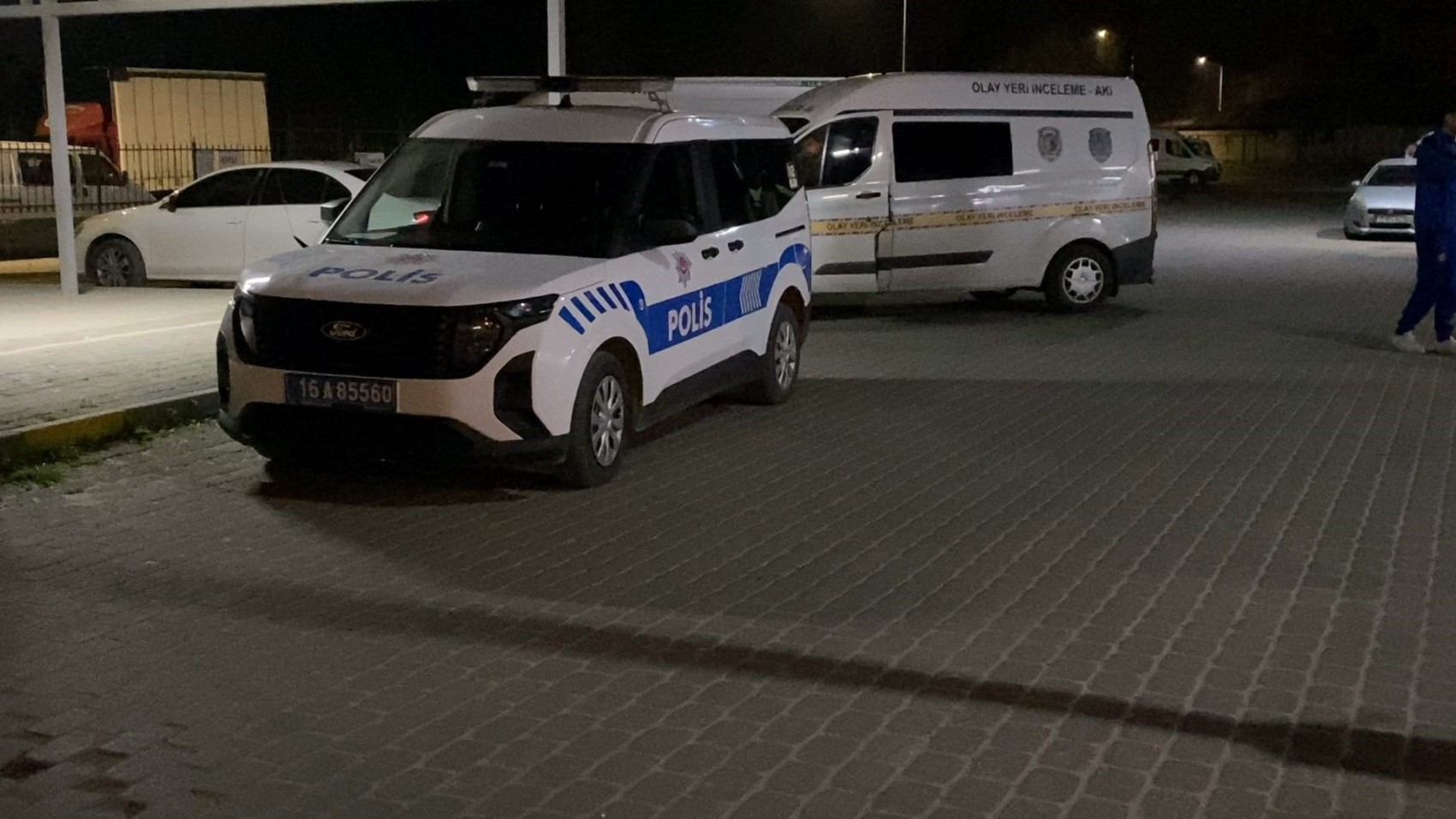 Aşk üçgeni bıçaklı kavgaya dönüştü