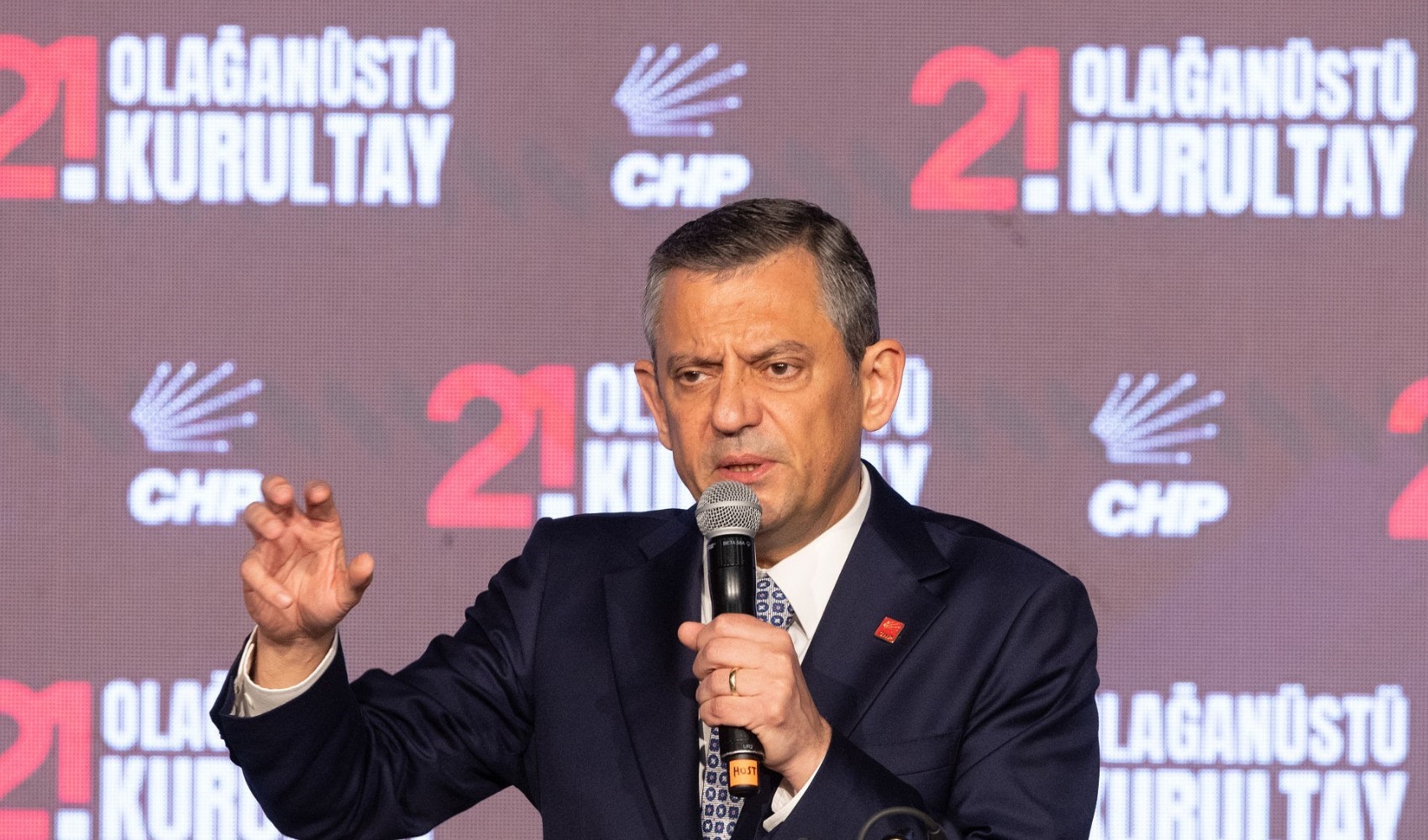 Özgür Özel ara seçim gündemi sebebiyle 12 partiyle görüşecek