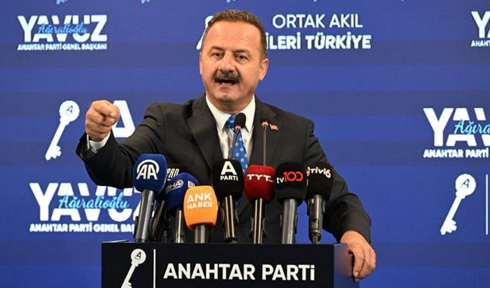 İYİ Parti'den istifa eden isim Anahtar Parti’ye geçiyor